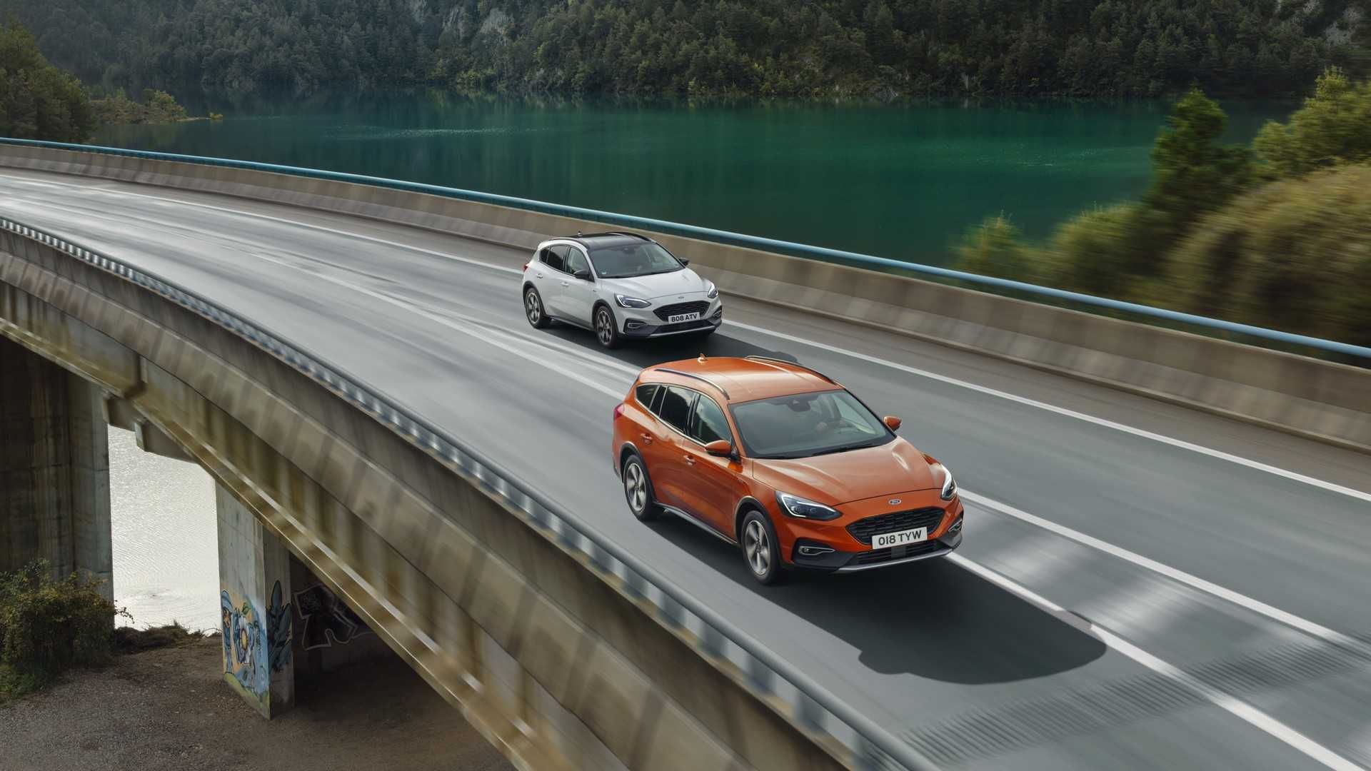 Ford Focus Active Wagon / فورد فوکوس اکتیو واگن