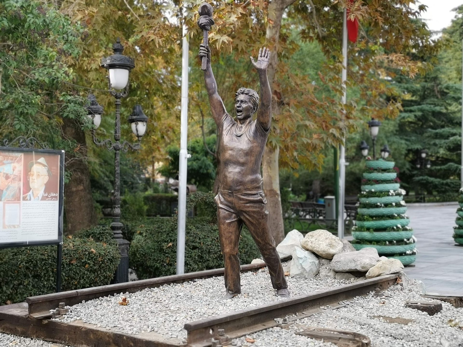 نمونه عکس دوربین میت 20 پرو