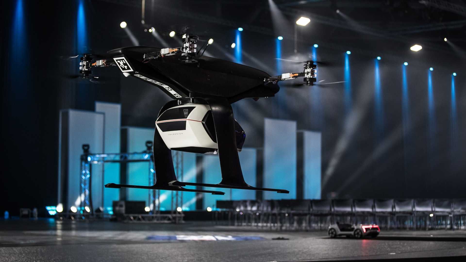 Audi Autonomous Flying Taxi / تاکسی پرنده خودران آئودی