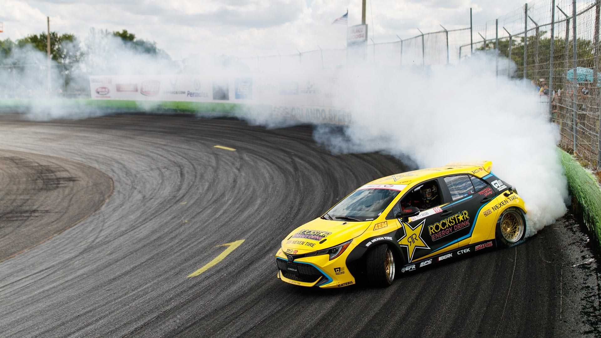 Toyota Corolla hatchback / هاچ‌بک تویوتا کرولا