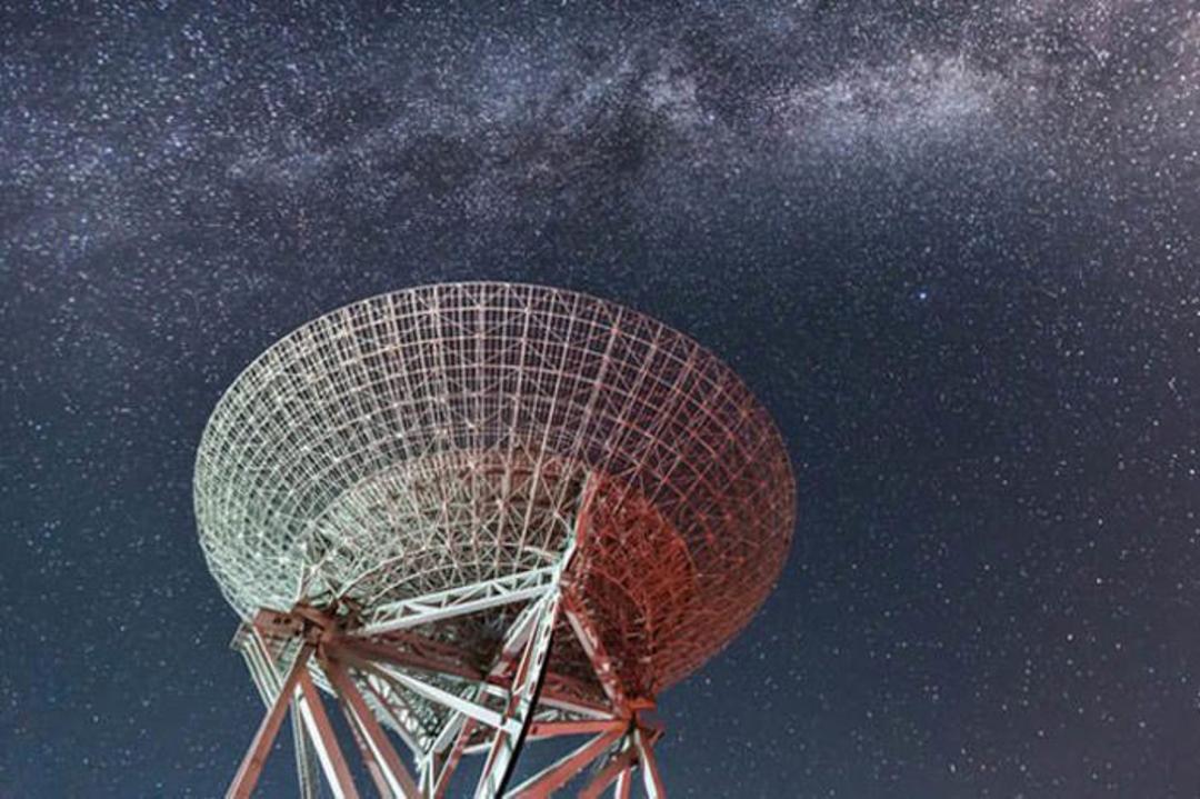 ستاره بیگانه /Alien star