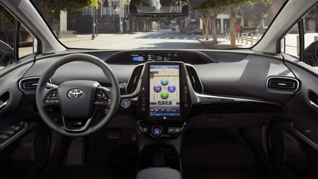 2019 Toyota Prius AWD-e 