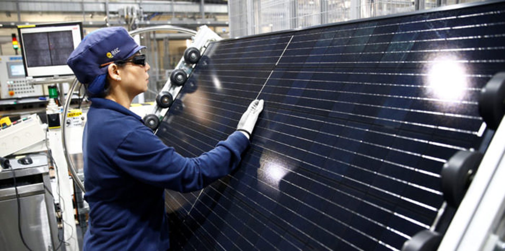 پنل خورشیدی / Solar panel