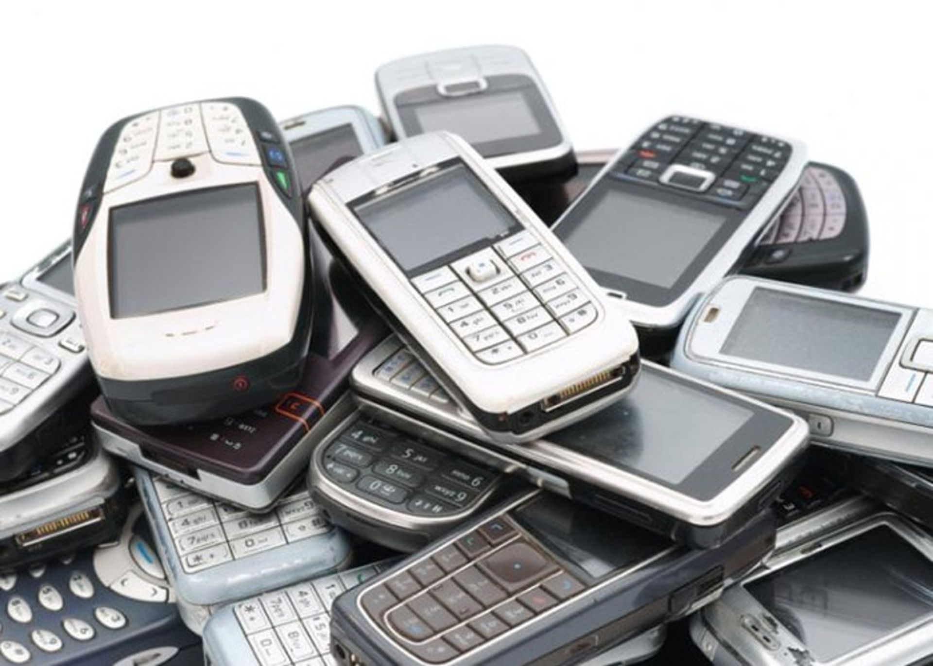 تلفن همراه قدیمی و امواج 