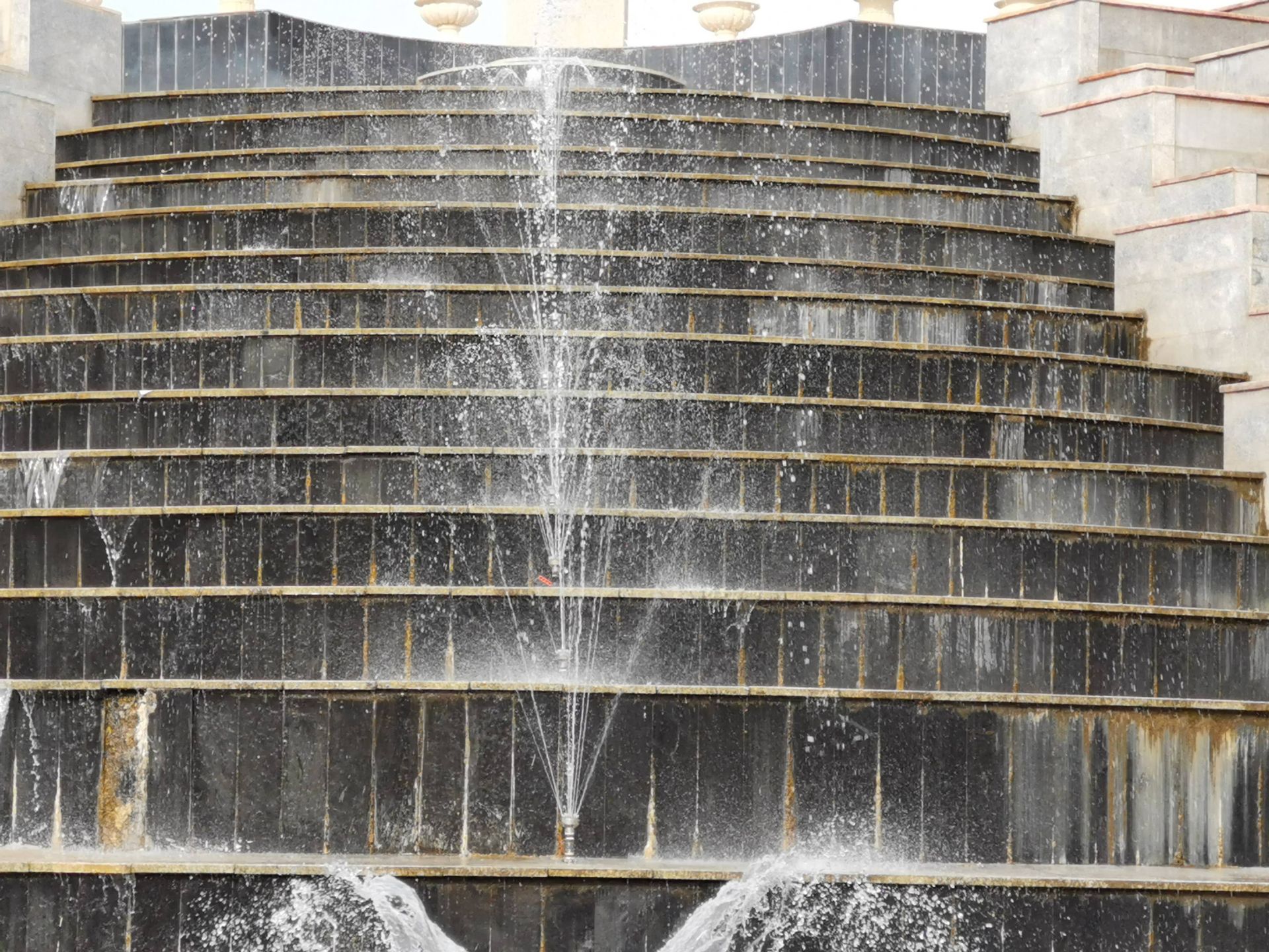 نمونه عکس دوربین میت 20 پرو