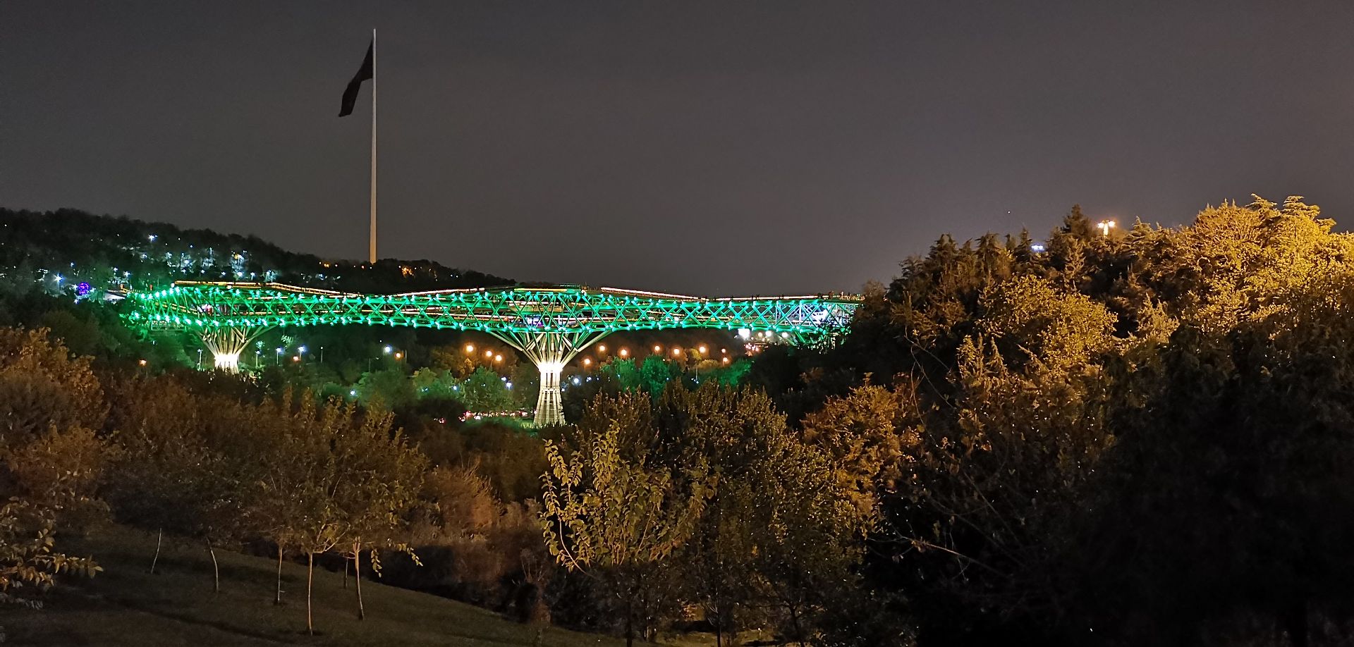 نمونه عکس دوربین میت 20 پرو