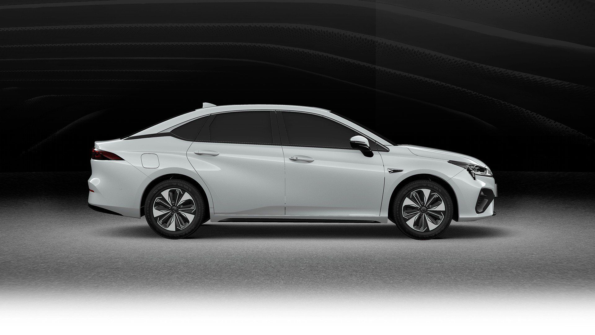 GAC Aion S Electric sedan / سدان الکتریکی GAC آیون اس 