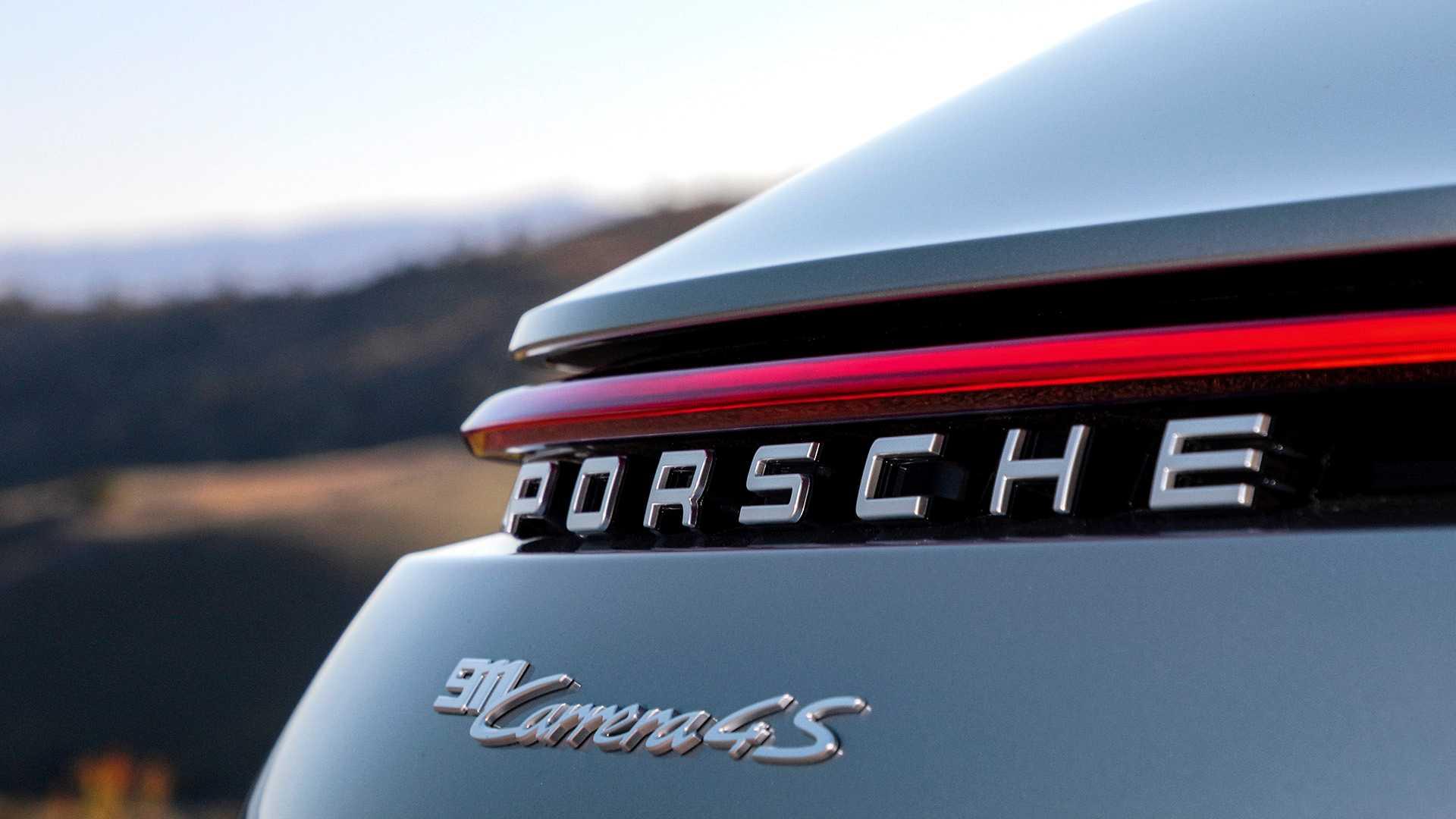 Porsche 911 2020