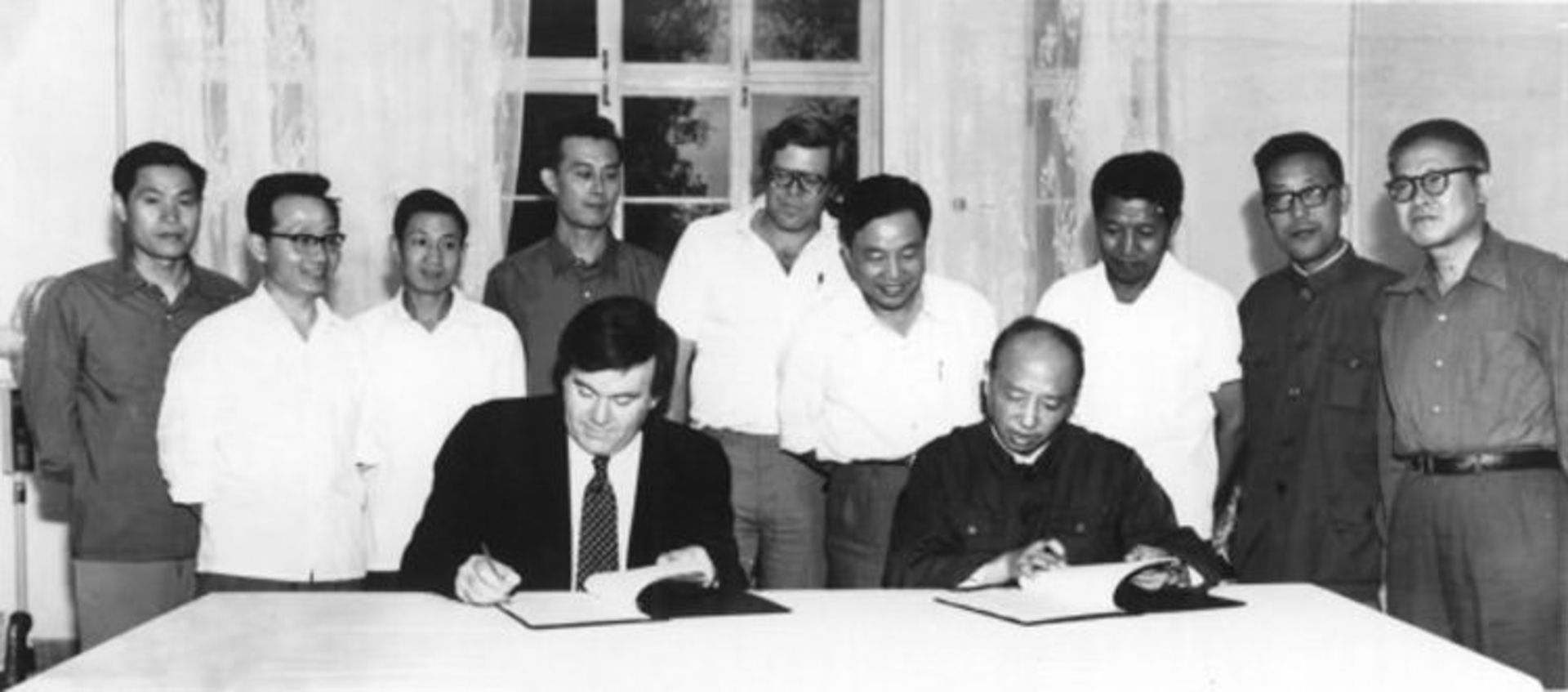 پاتریک مک گاورن / Patrick McGovern