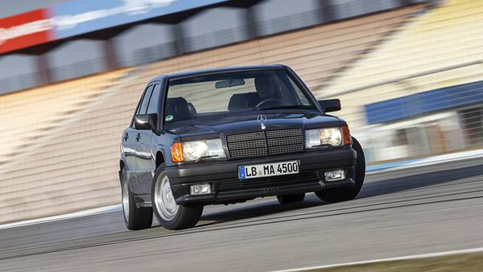 Mercedes AMG 6 Sylinder