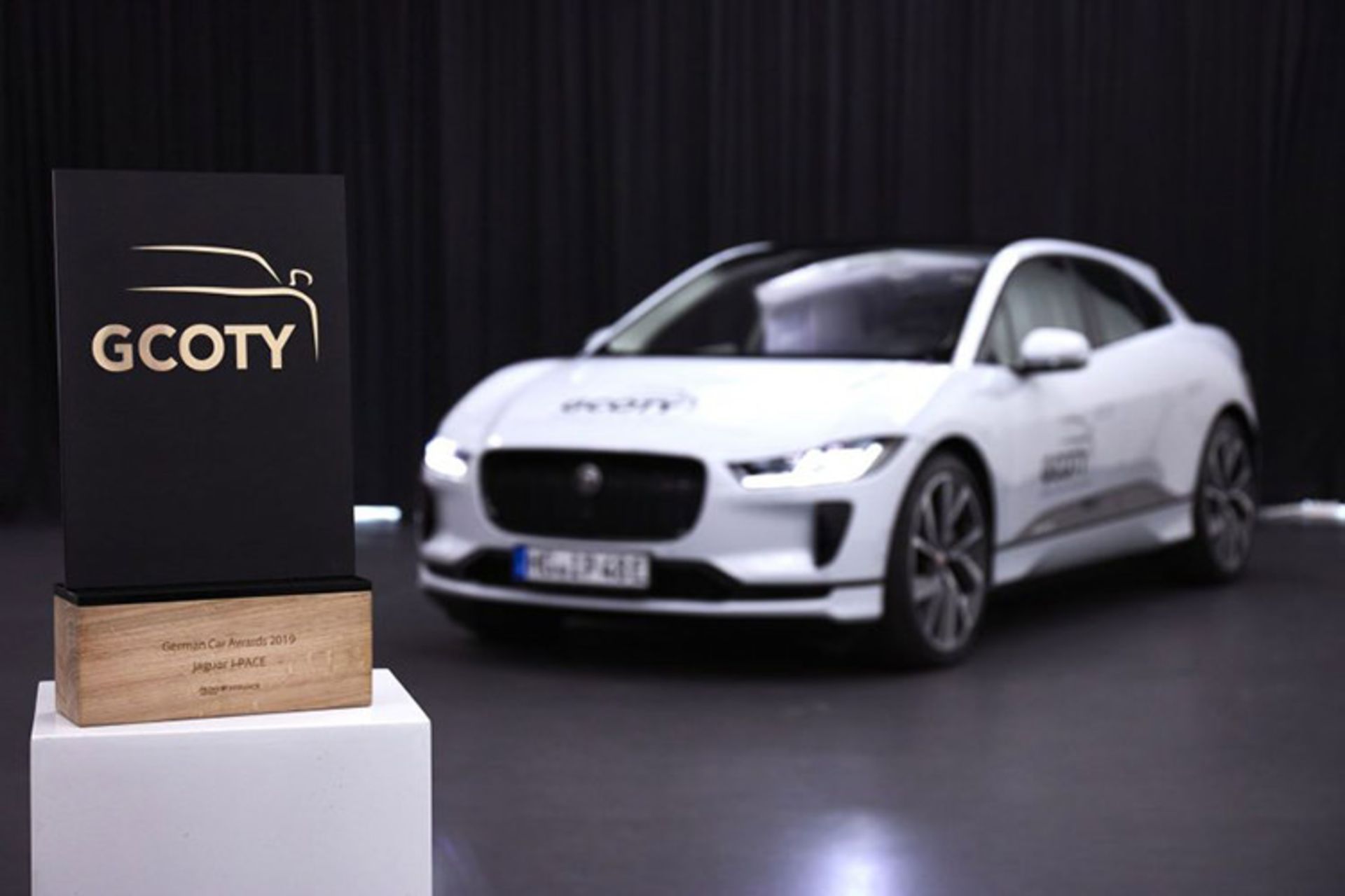 Jaguar I-PACE / کراس اور برقی جگوار I-PACE