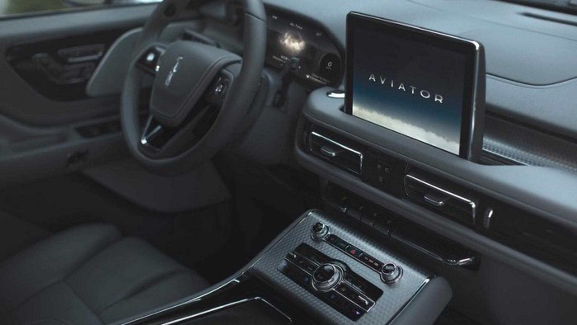 2020 Lincoln Aviator 