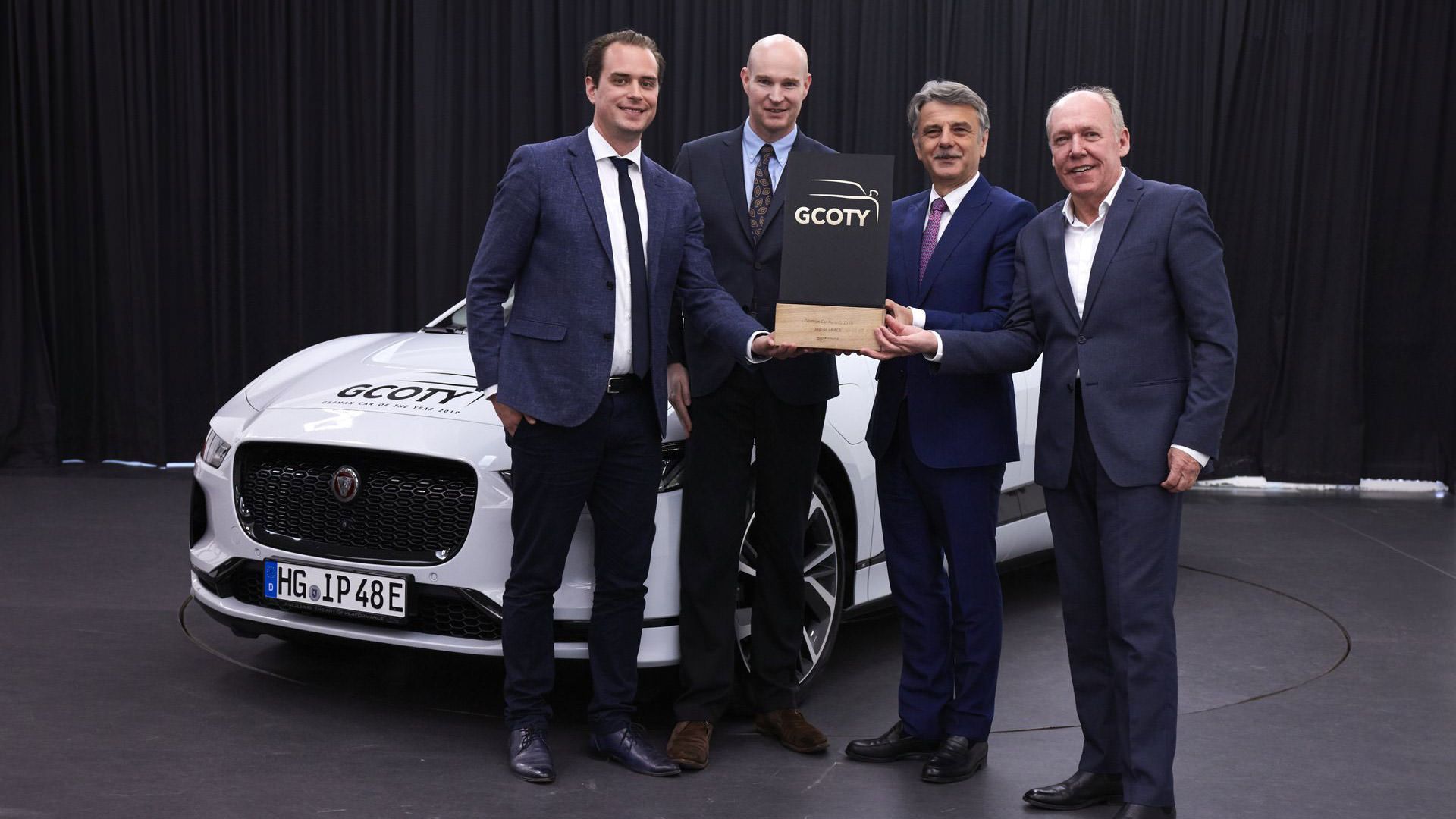 Jaguar I-PACE / کراس اور برقی جگوار I-PACE