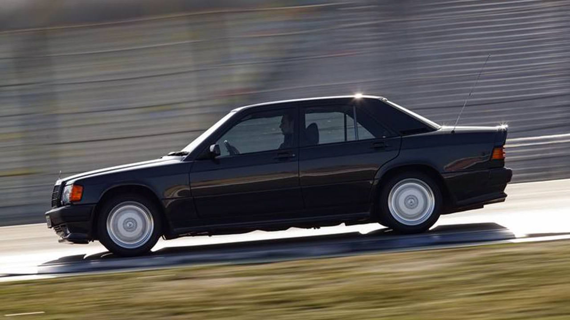 Mercedes AMG 6 Sylinder