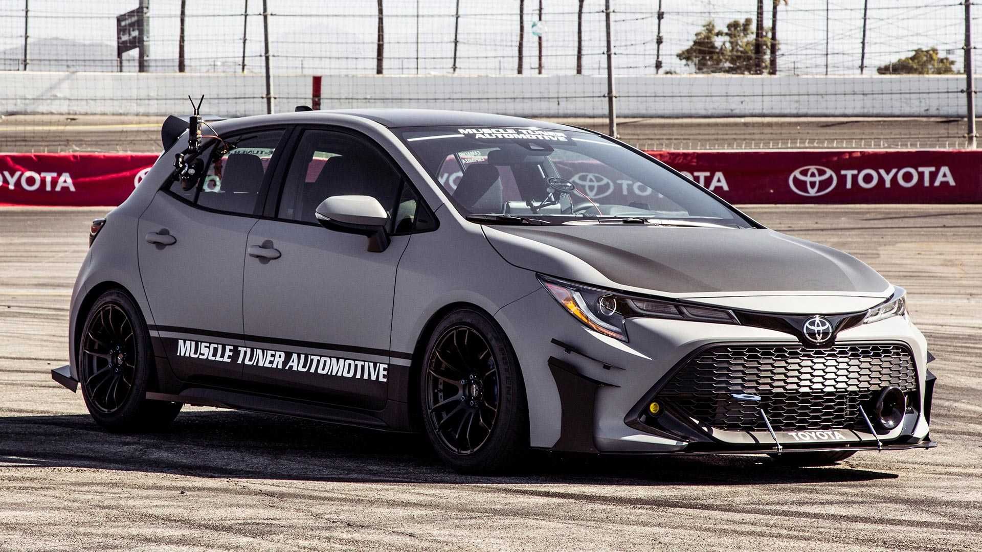 Toyota Corolla hatchback / هاچ‌بک تویوتا کرولا