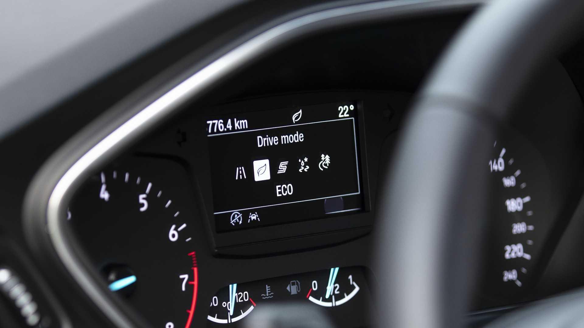 Ford Focus Active Wagon / فورد فوکوس اکتیو واگن