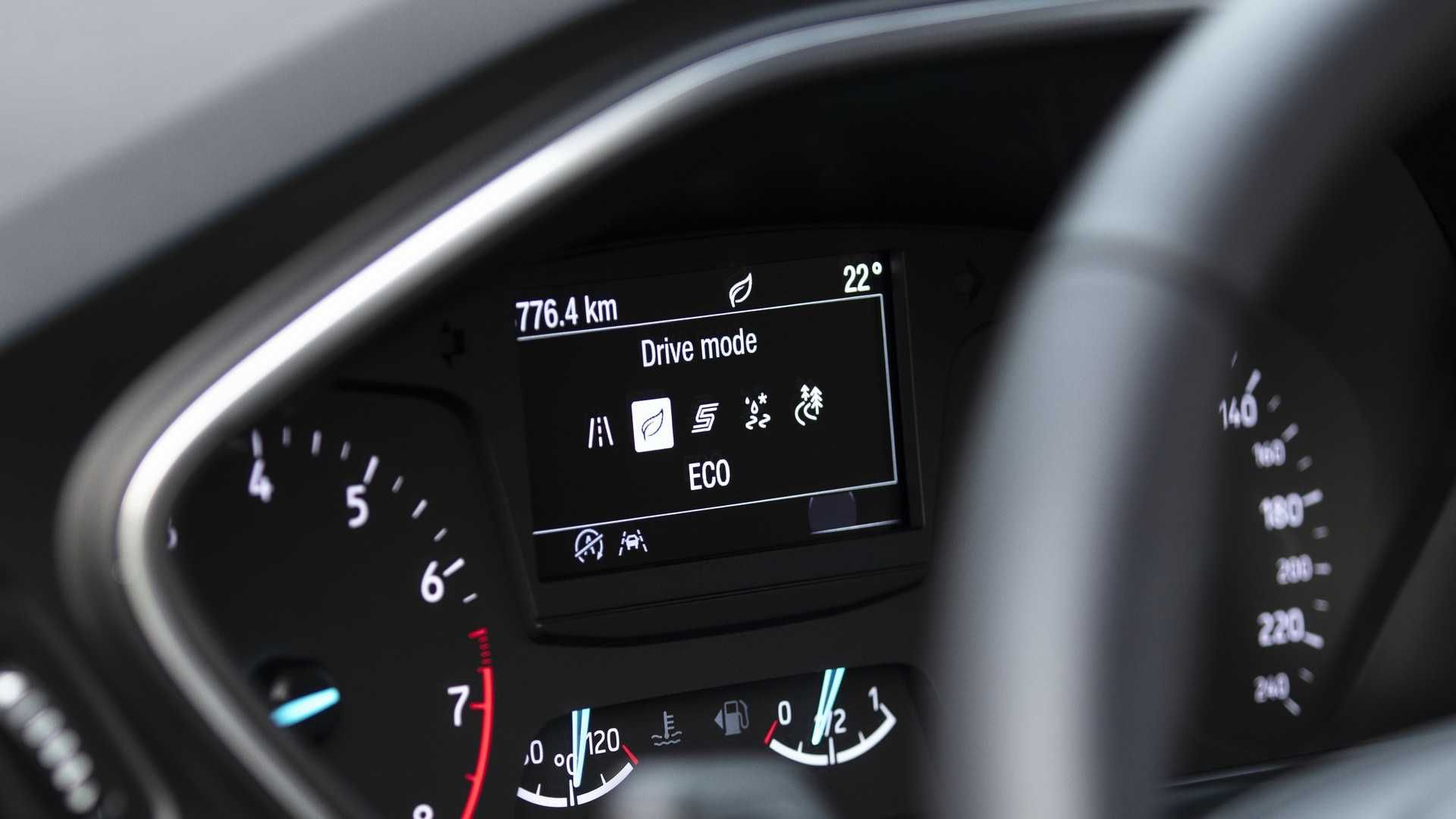 Ford Focus Active Wagon / فورد فوکوس اکتیو واگن