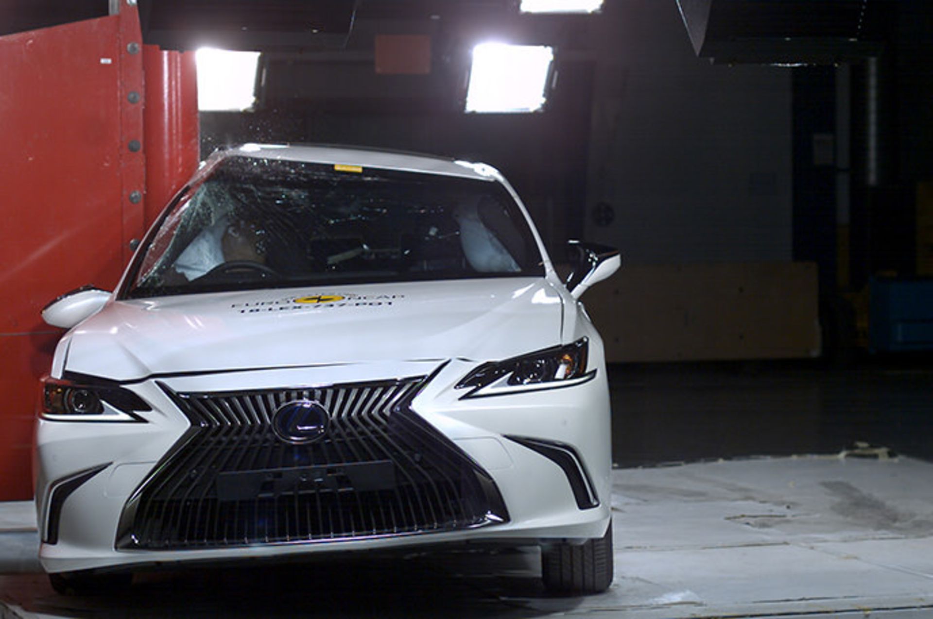 Lexus ES NCAP 2019