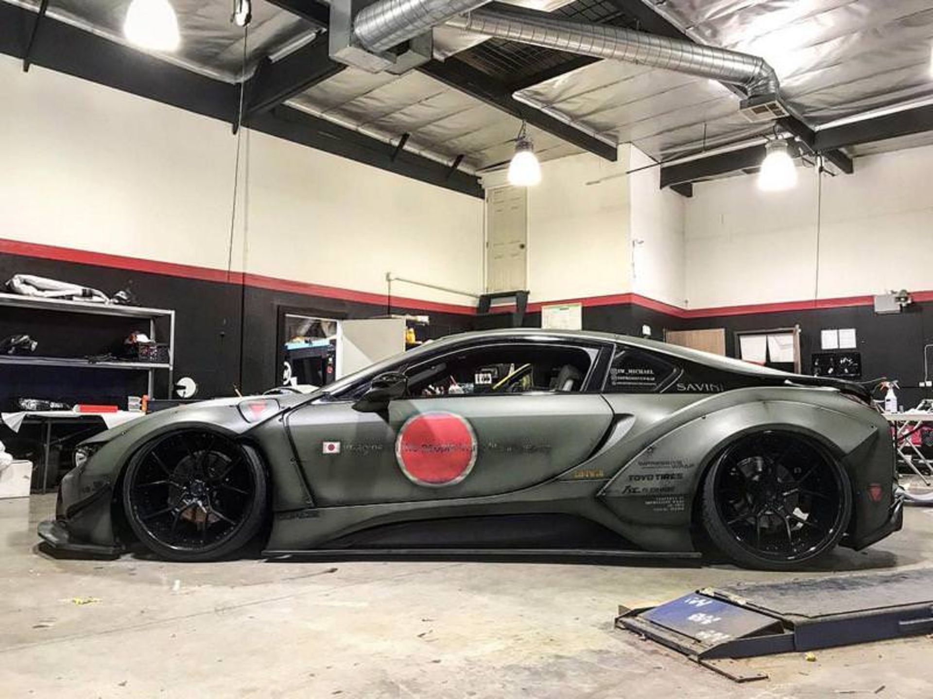 BMW i8 Liberty Walk / بی ام و i8 تیونینگ لیبرتی واک