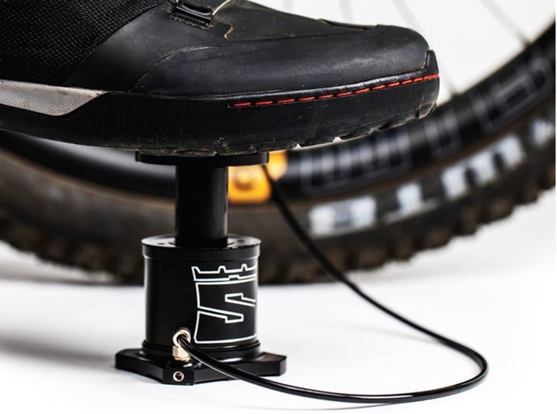 bike bicycle / دوچرخه