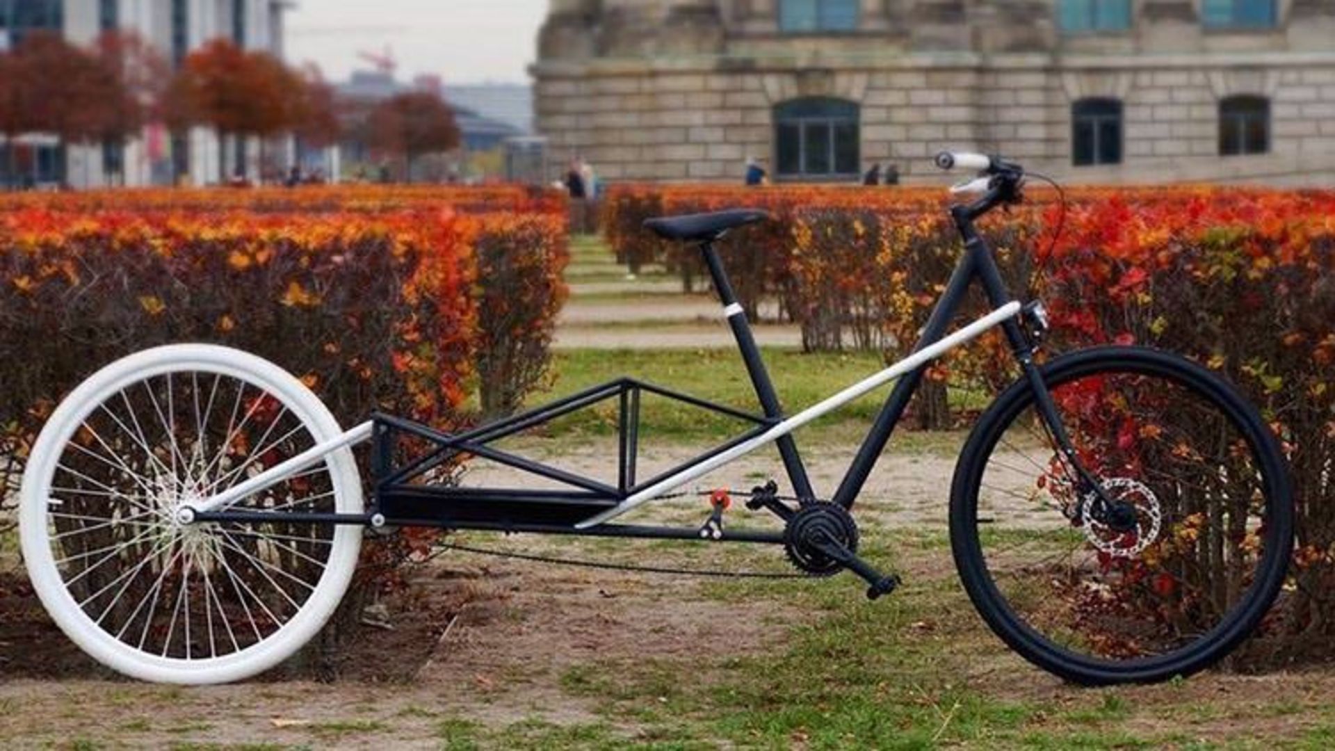 bike bicycle / دوچرخه