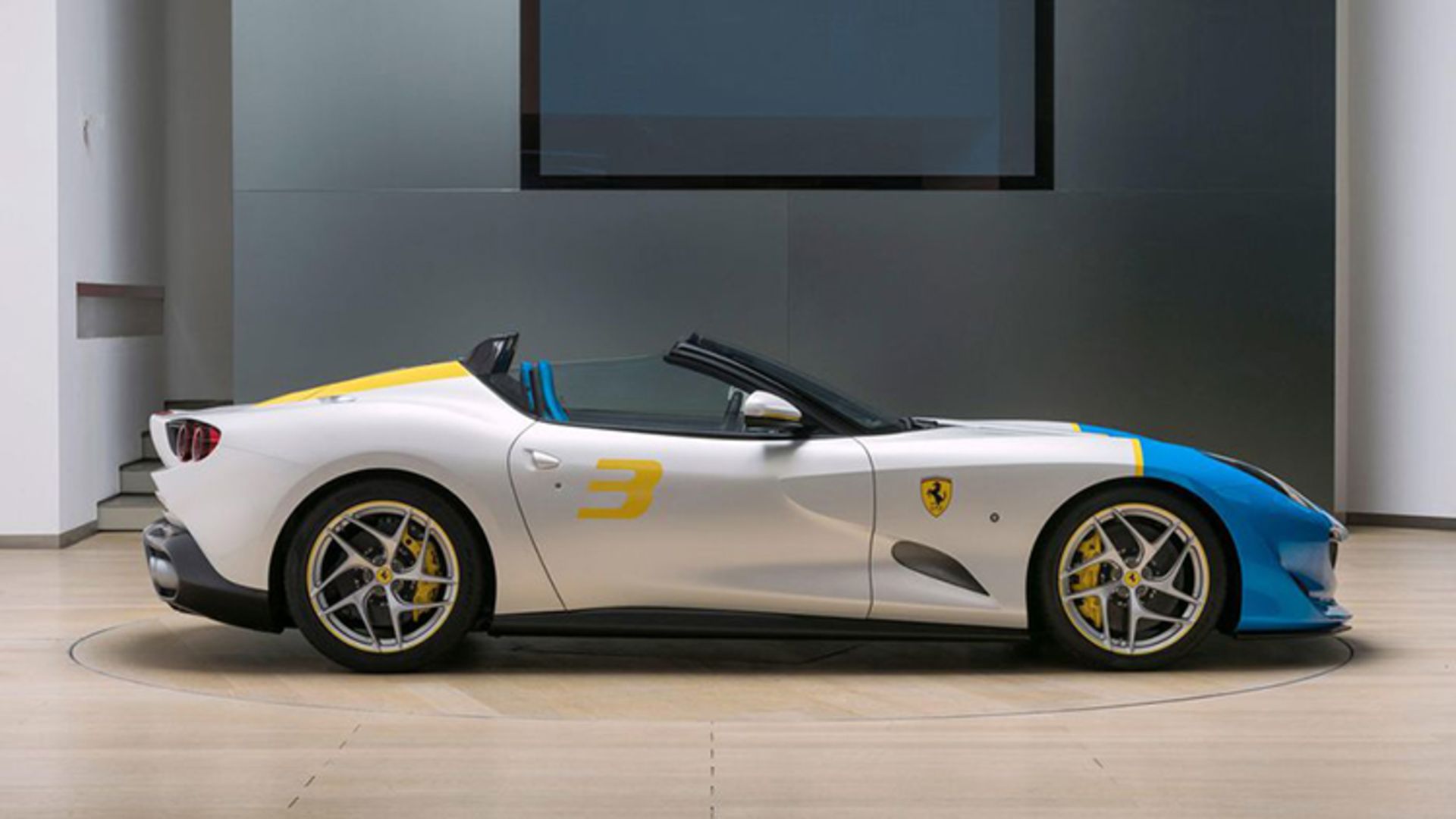 Ferrari SP3JC convertible / فراری SP3JC کانورتیبل