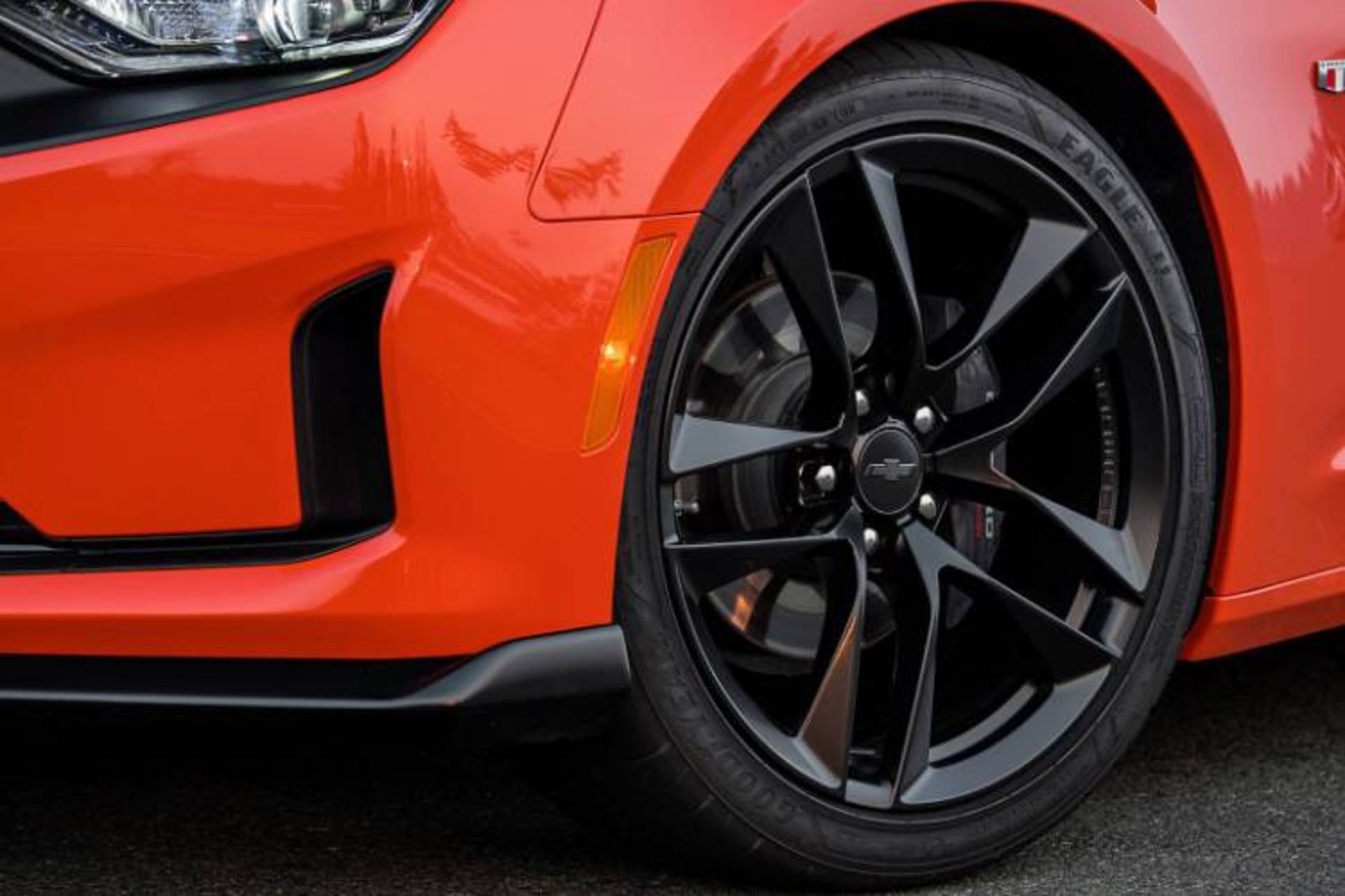 شورولت کامارو توربو 1LE