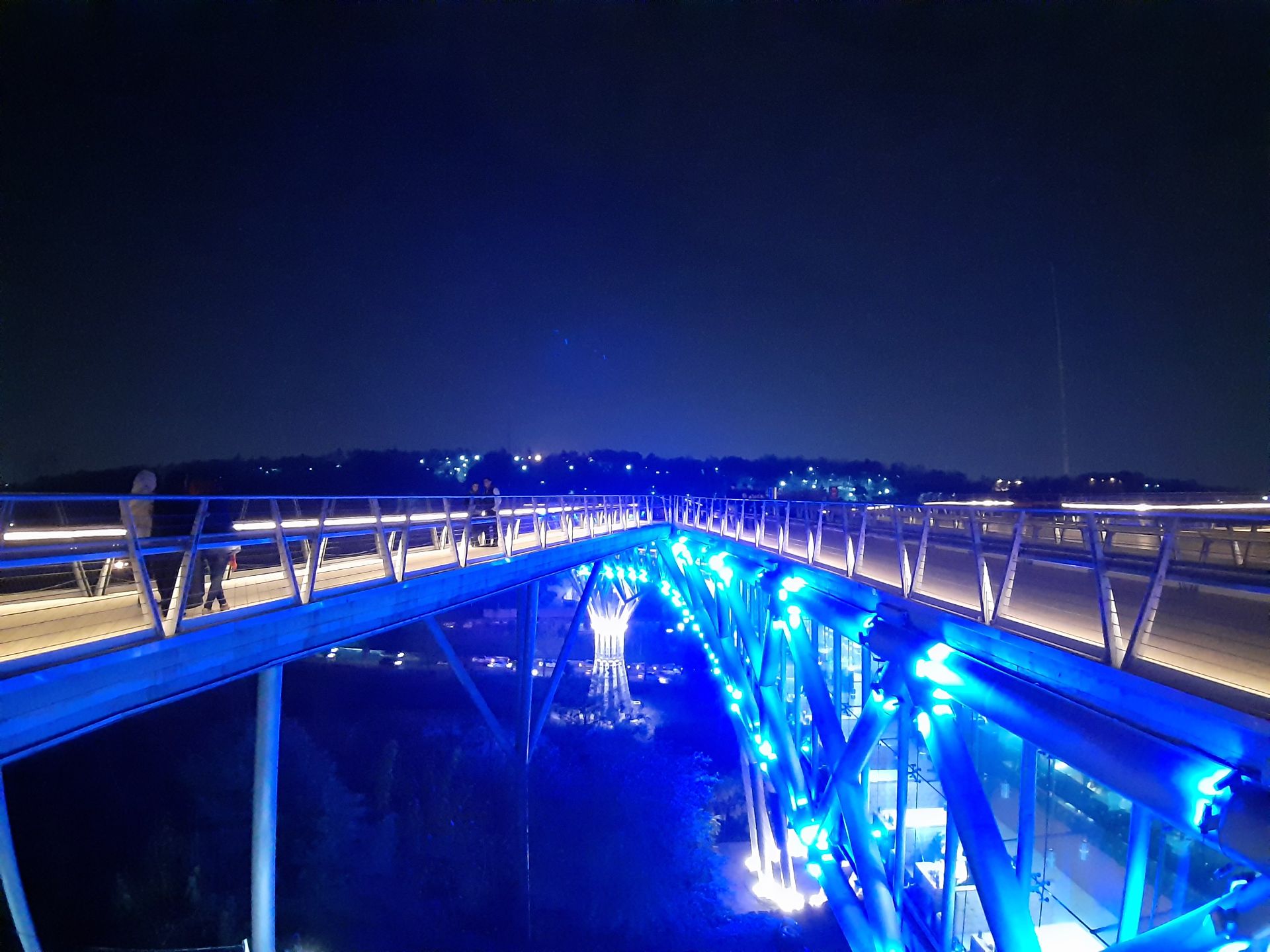 نمونه‌عکس گلکسی A7 2018