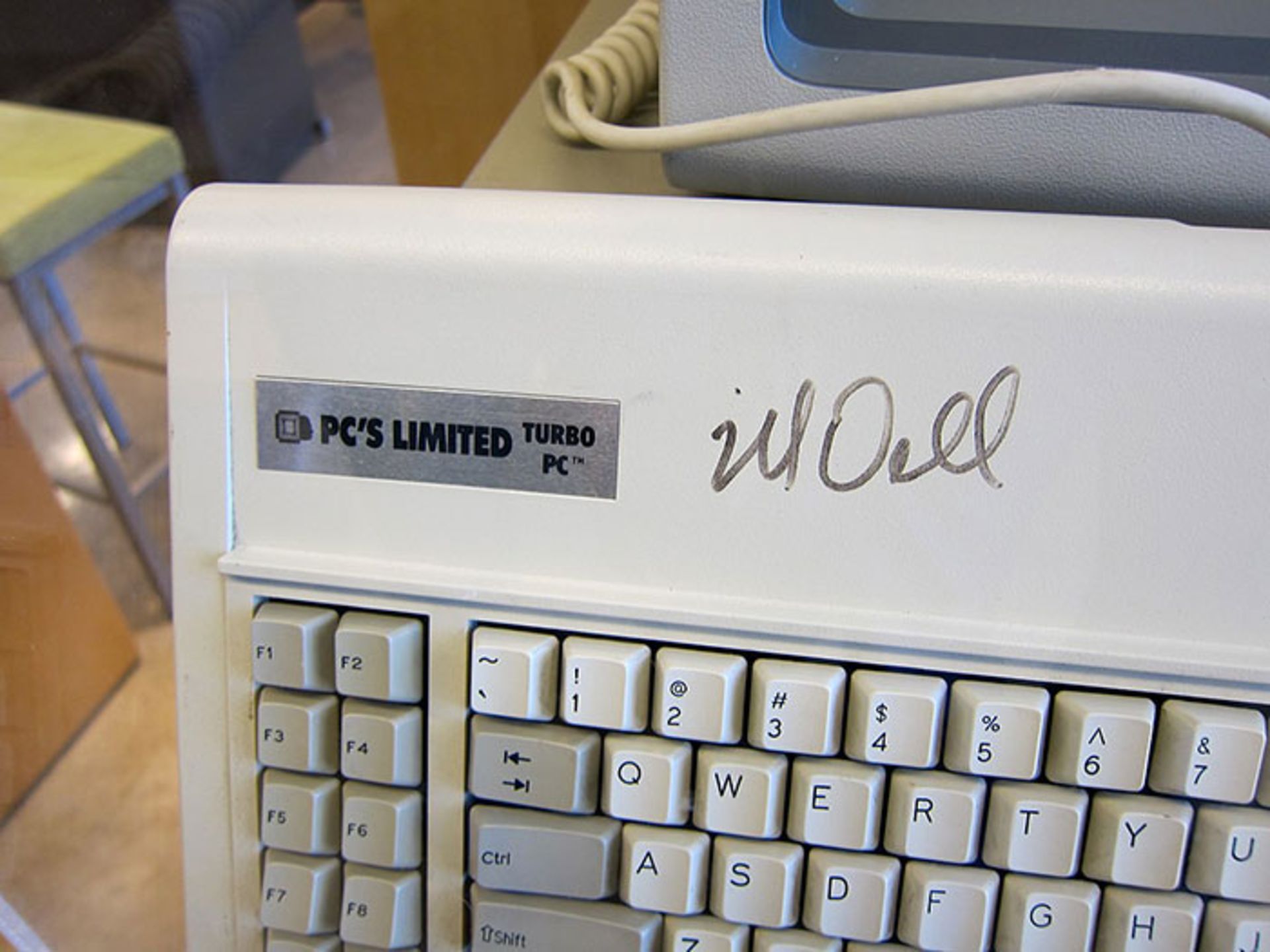 دل / Dell