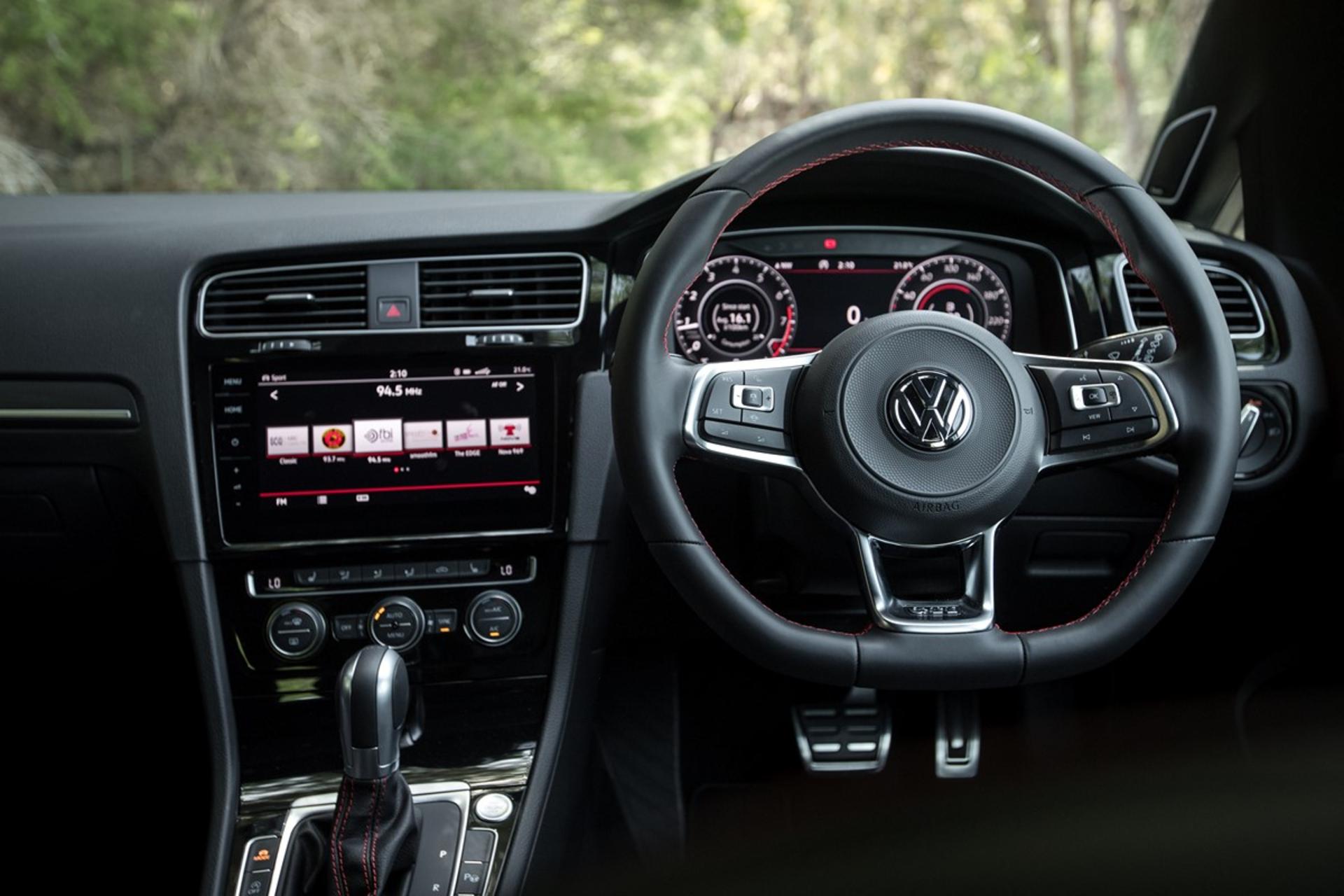 Volkswagen Golf GTI