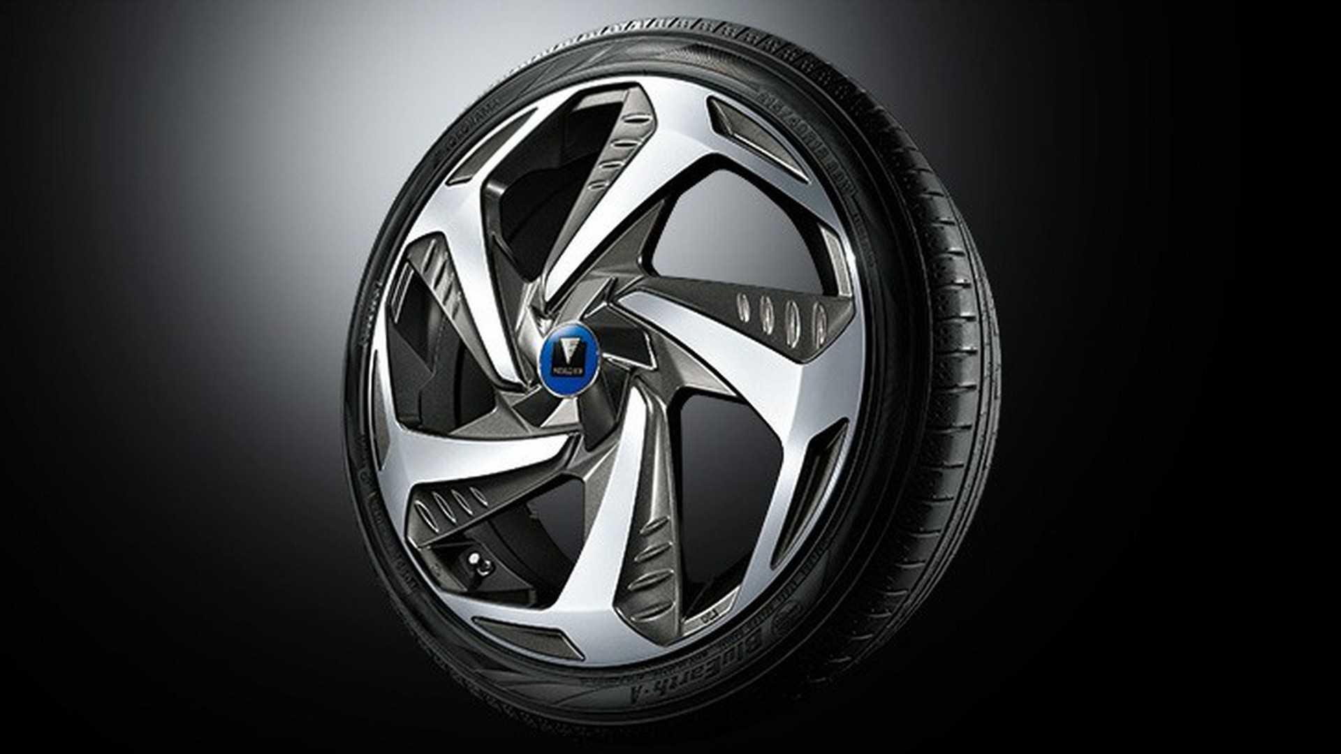 ۲۰۱۹ Toyota Prius / تویوتا پریوس ۲۰۱۹