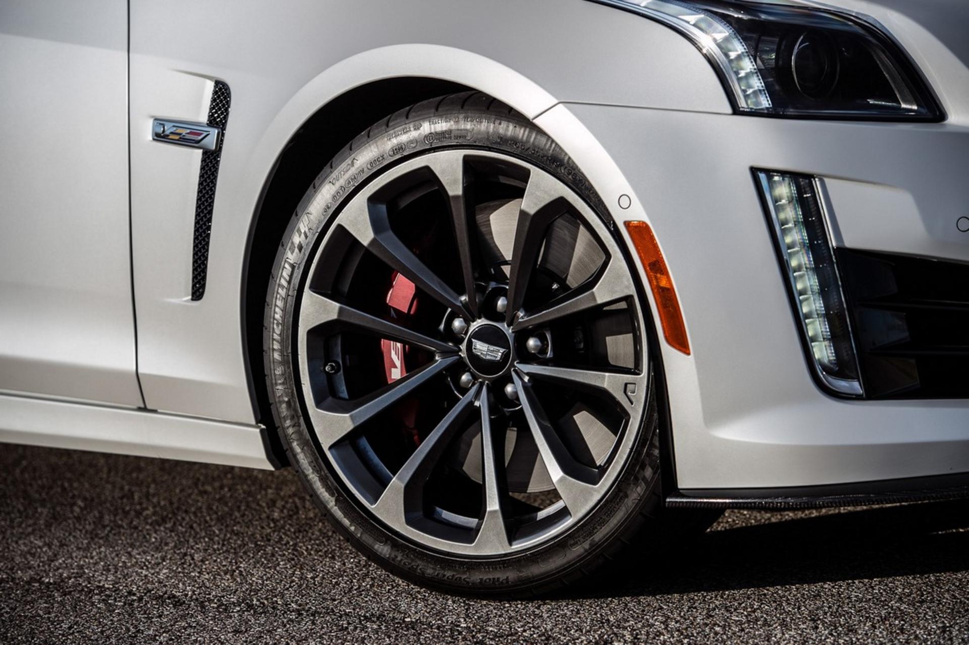 hennesseys cadillac cts v dips
