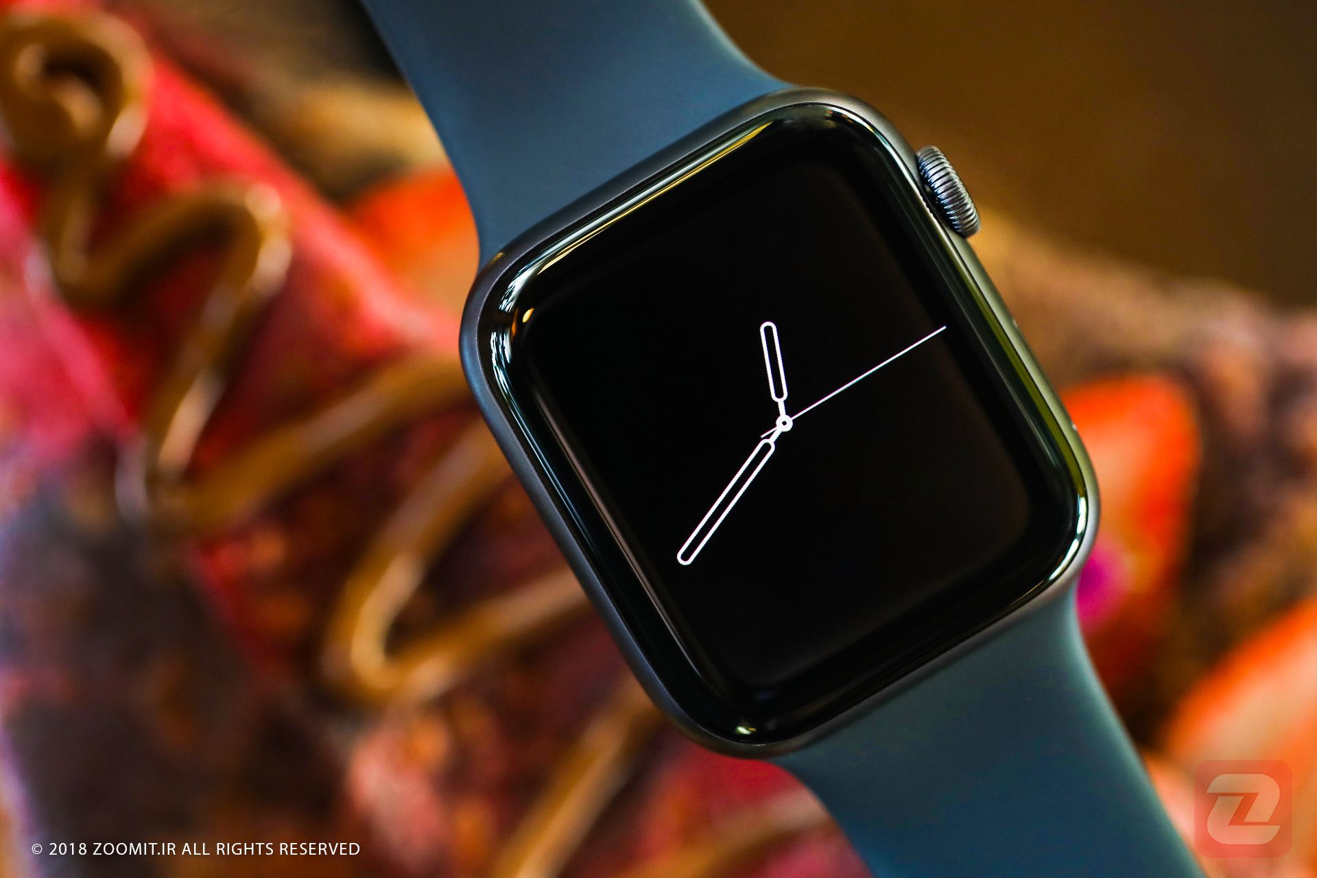 اپل واچ سری 4 / Apple watch series 4 از نمای نزدیک جلو