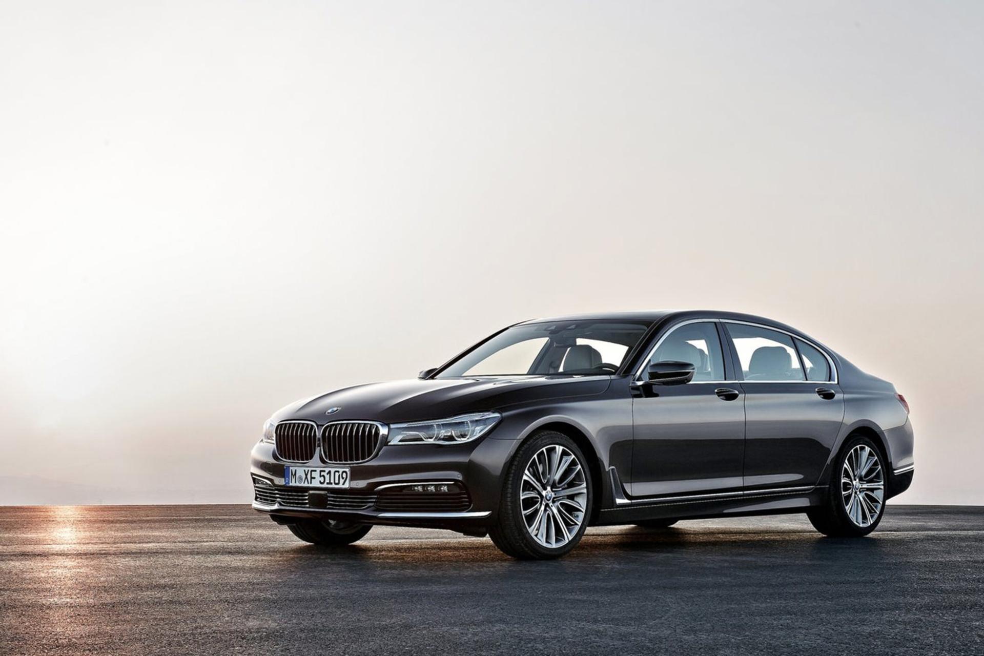 BMW 730Li 2018 /  بی ام و ۷۳۰Li مدل ۲۰۱۸