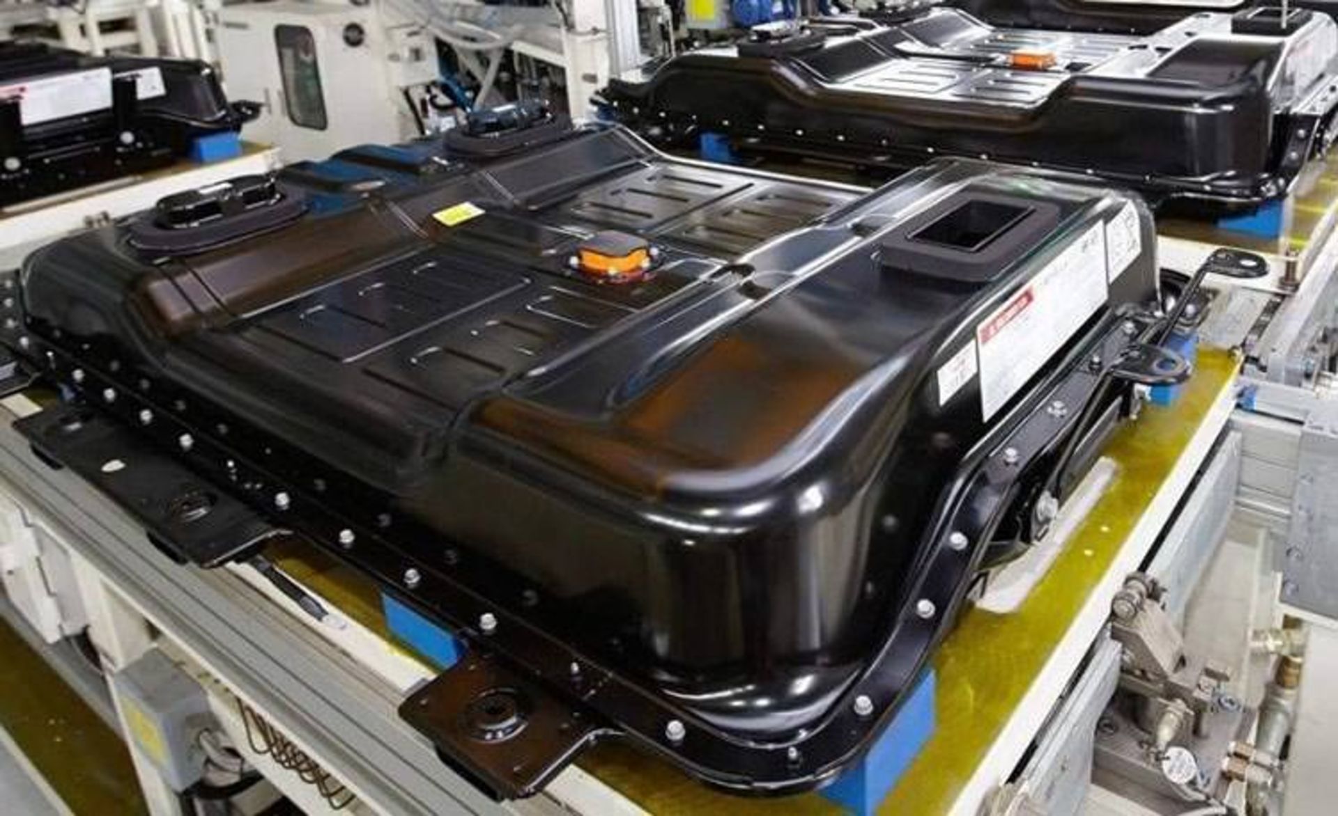 daimler battery / باتری دایملر