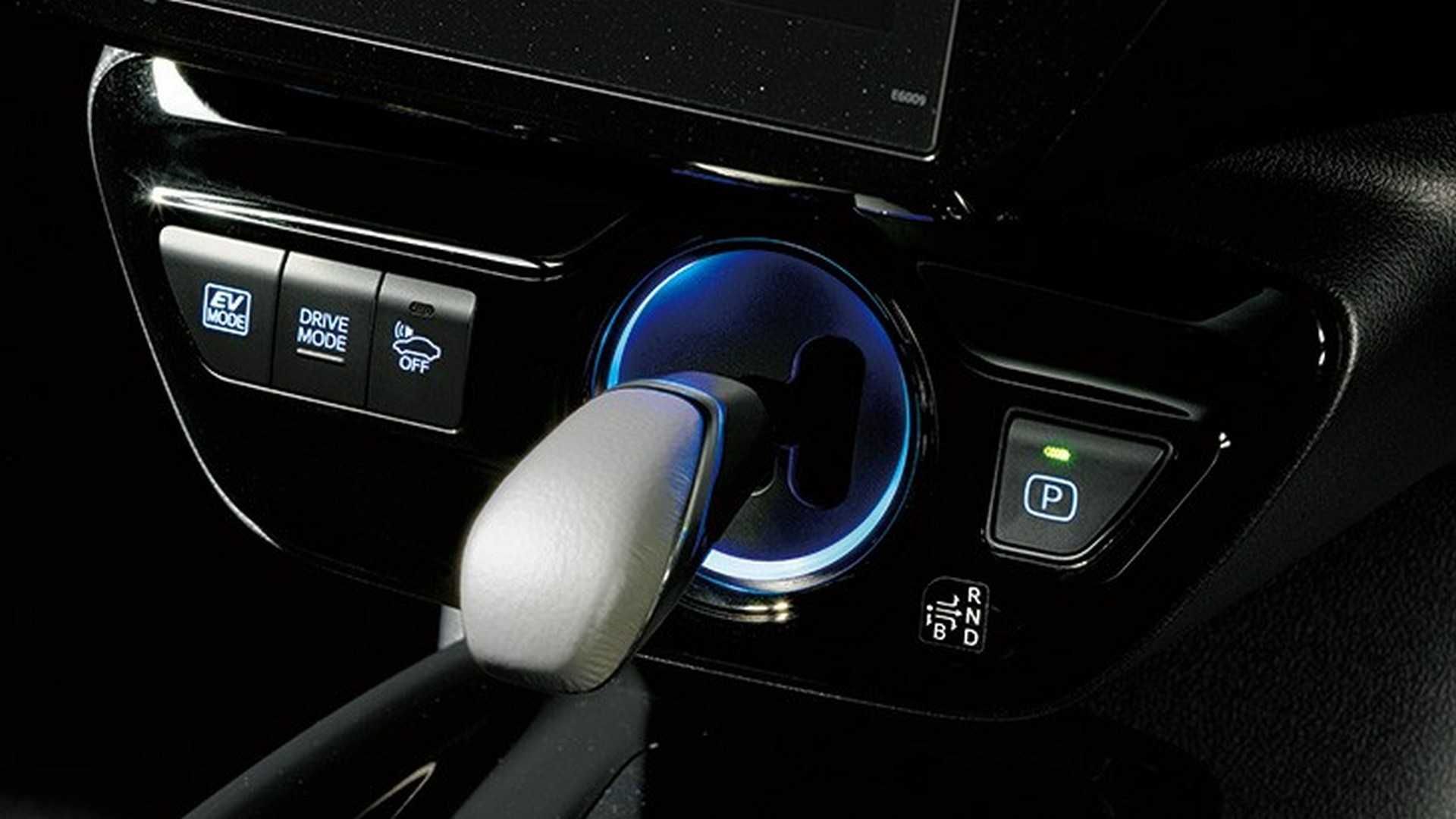 ۲۰۱۹ Toyota Prius / تویوتا پریوس ۲۰۱۹