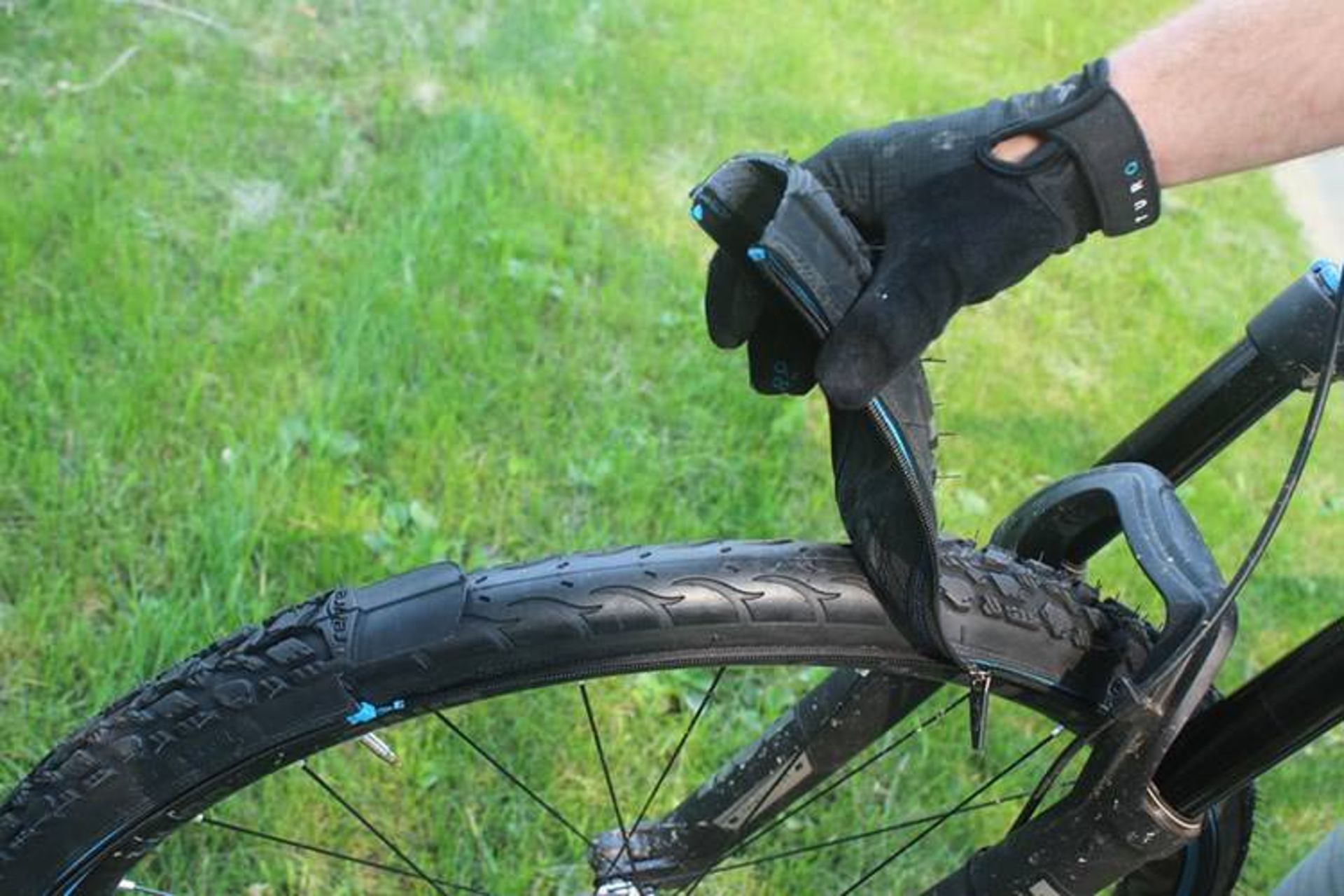 bike bicycle / دوچرخه