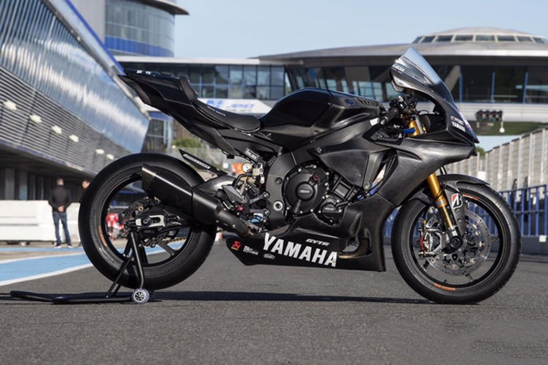 Lewis Hamilton Superbike / لوئیس همیلتون سوپربایک موتو جی پی