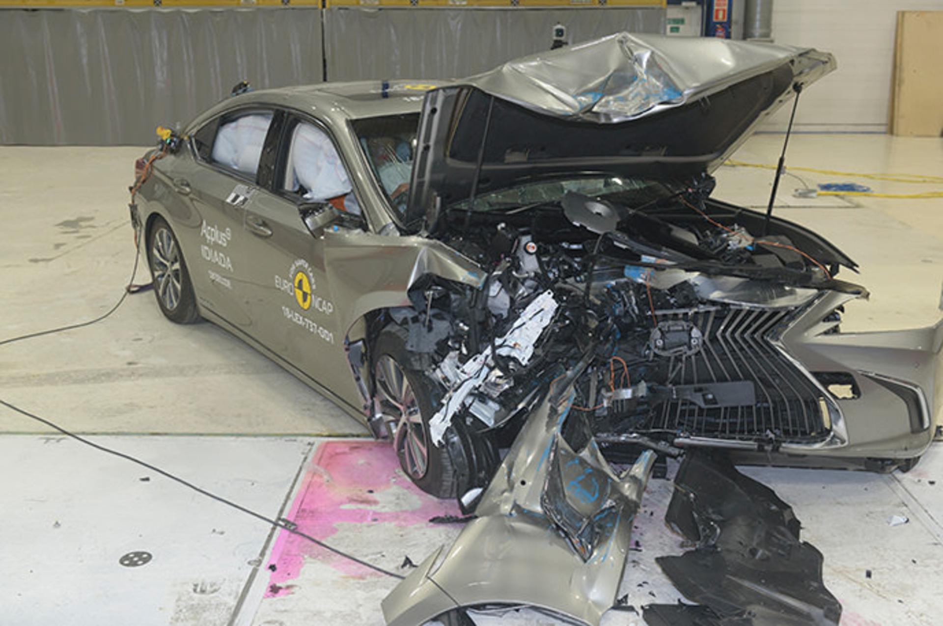 Lexus ES NCAP 2019