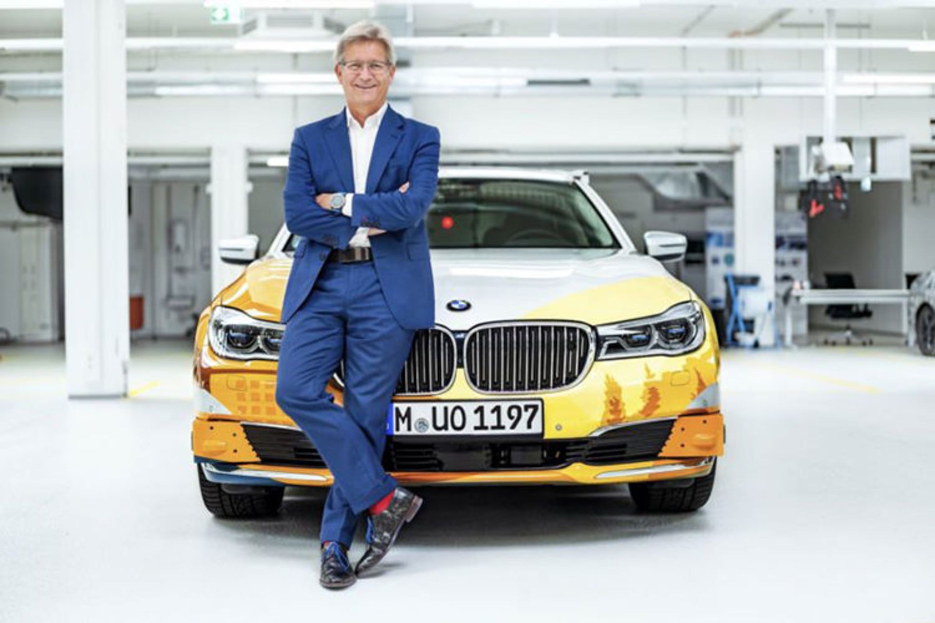 bmw / بی ام و خودران