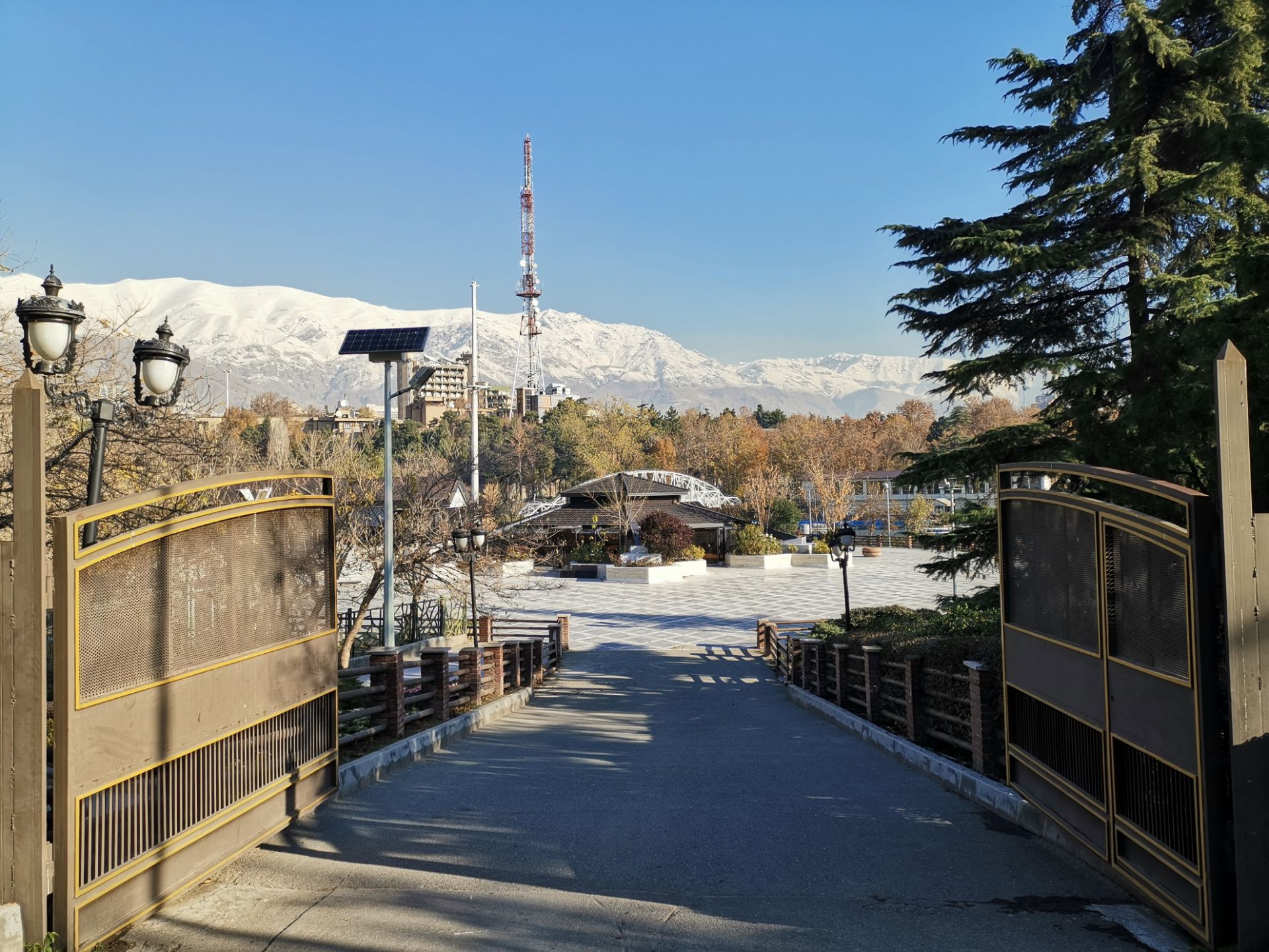 نمونه عکس میت ۲۰ - AI on