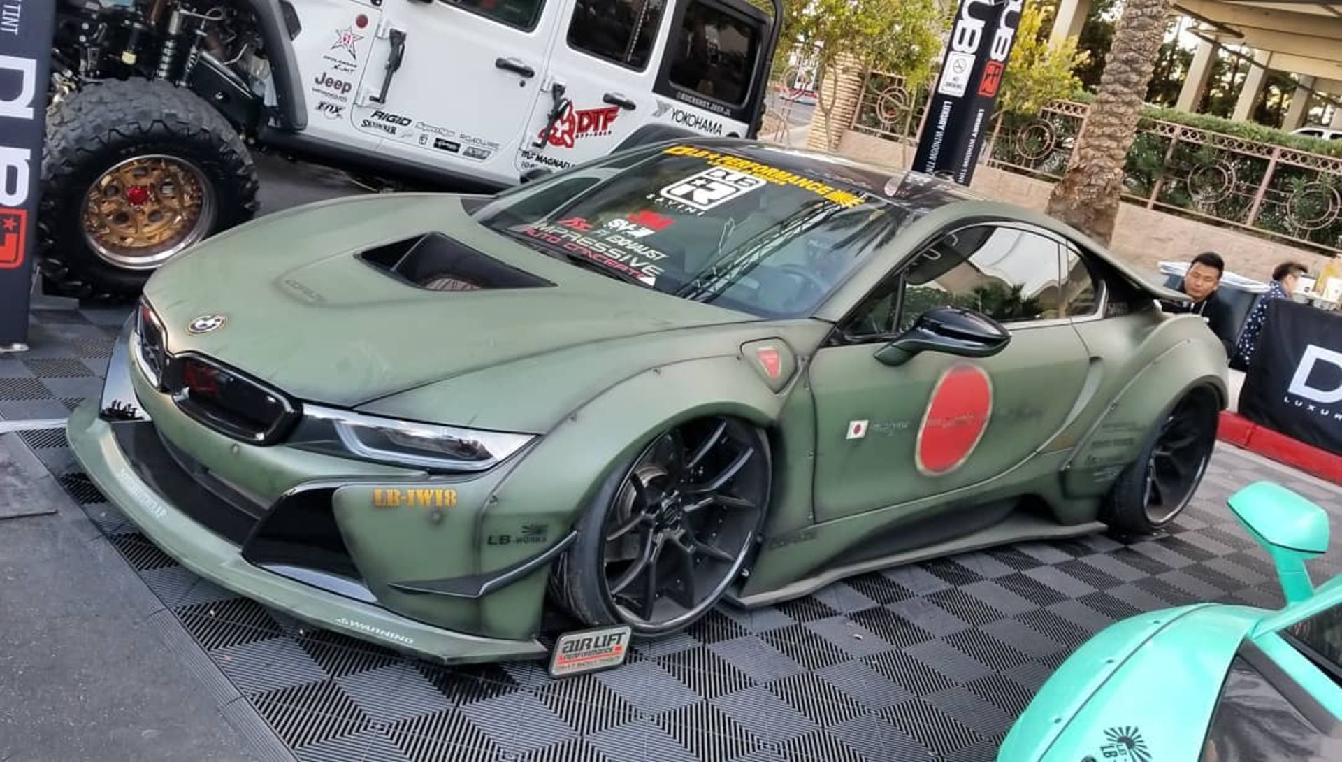 BMW i8 Liberty Walk / بی ام و i8 تیونینگ لیبرتی واک