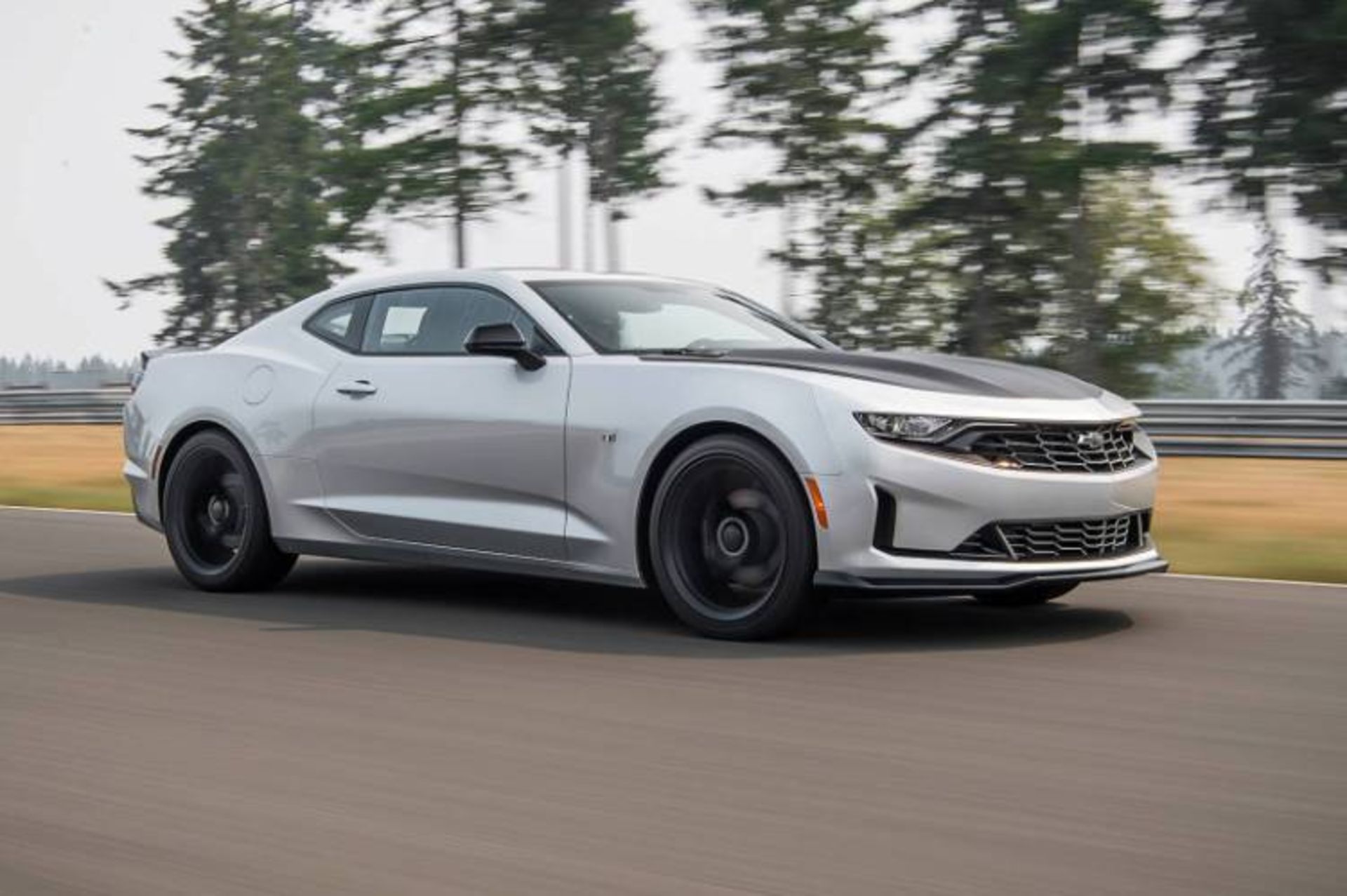 شورولت کامارو توربو 1LE