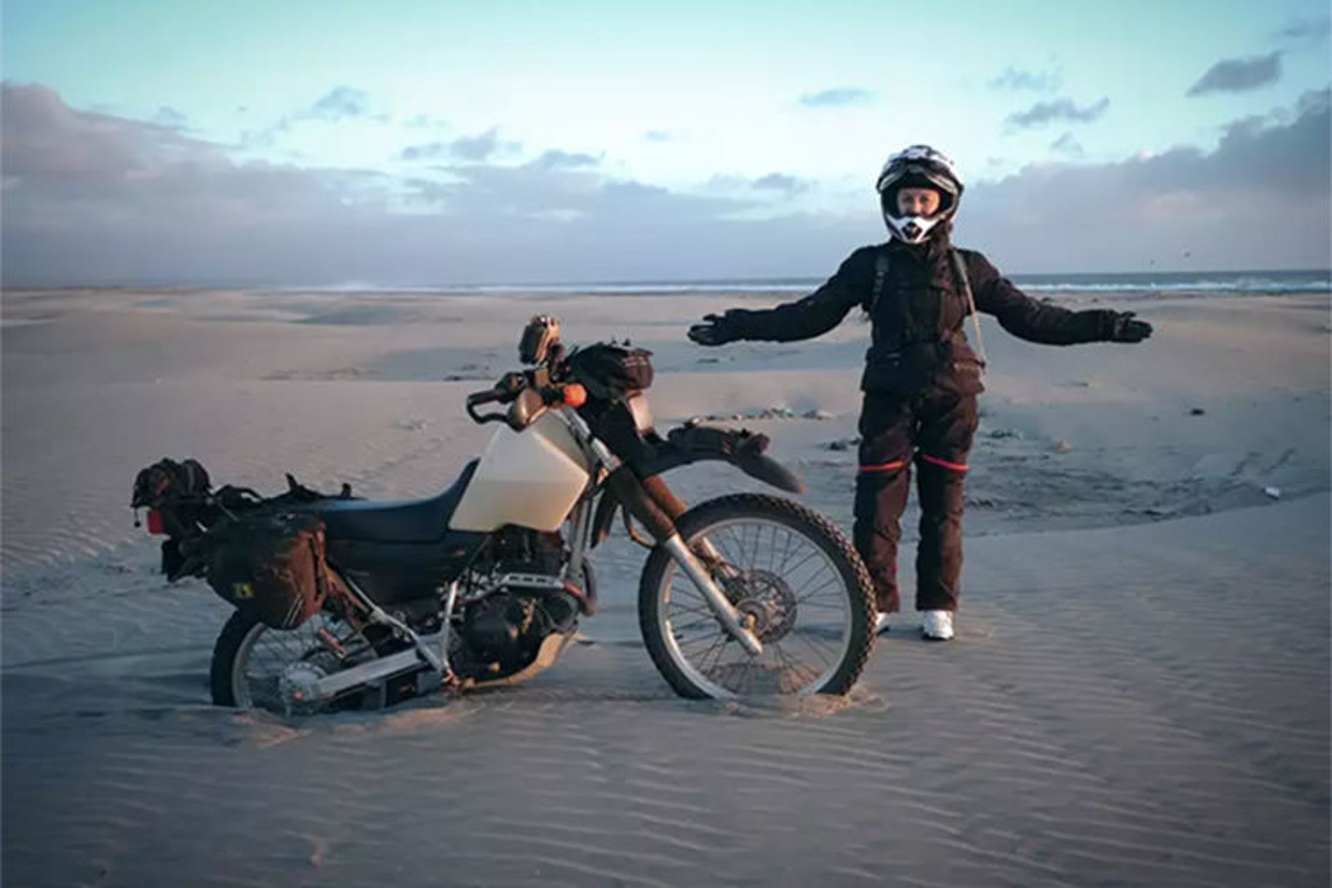 Women Motorcycle / زن زنان موتورسیکلت