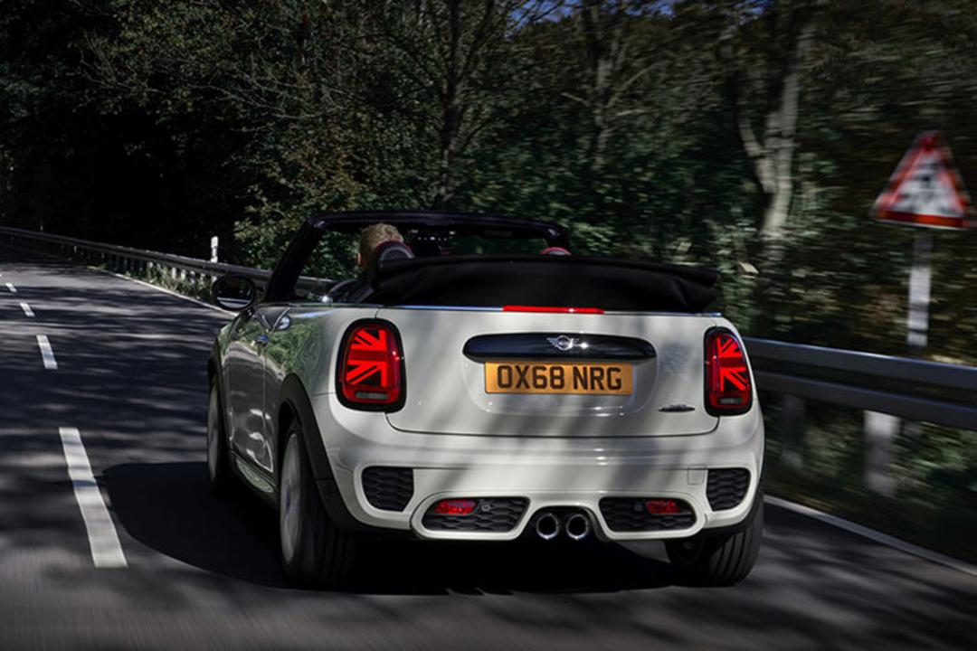 MINI John Cooper Works / مینی جان کوپر ورکس