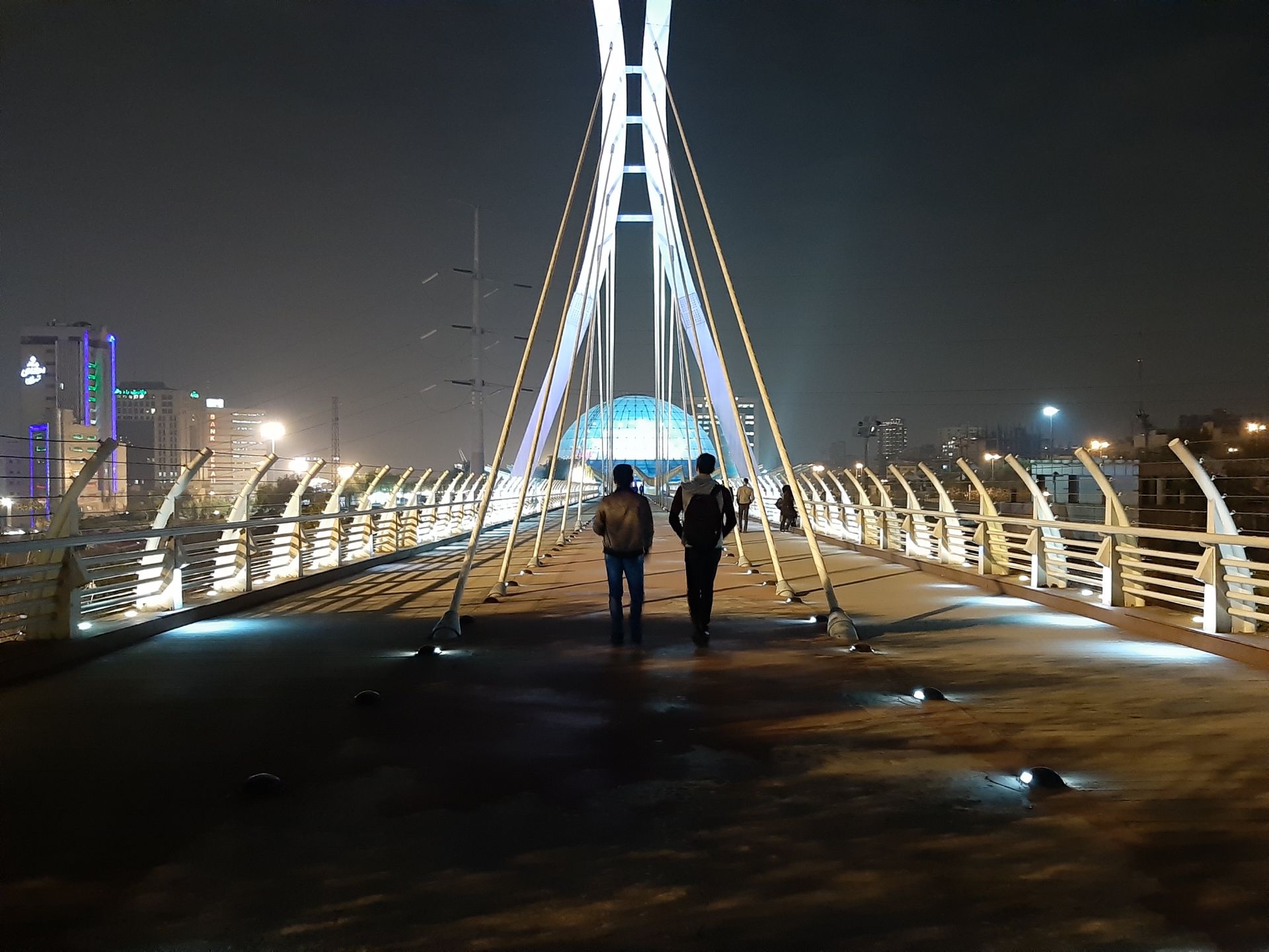 نمونه‌عکس گلکسی A7 2018