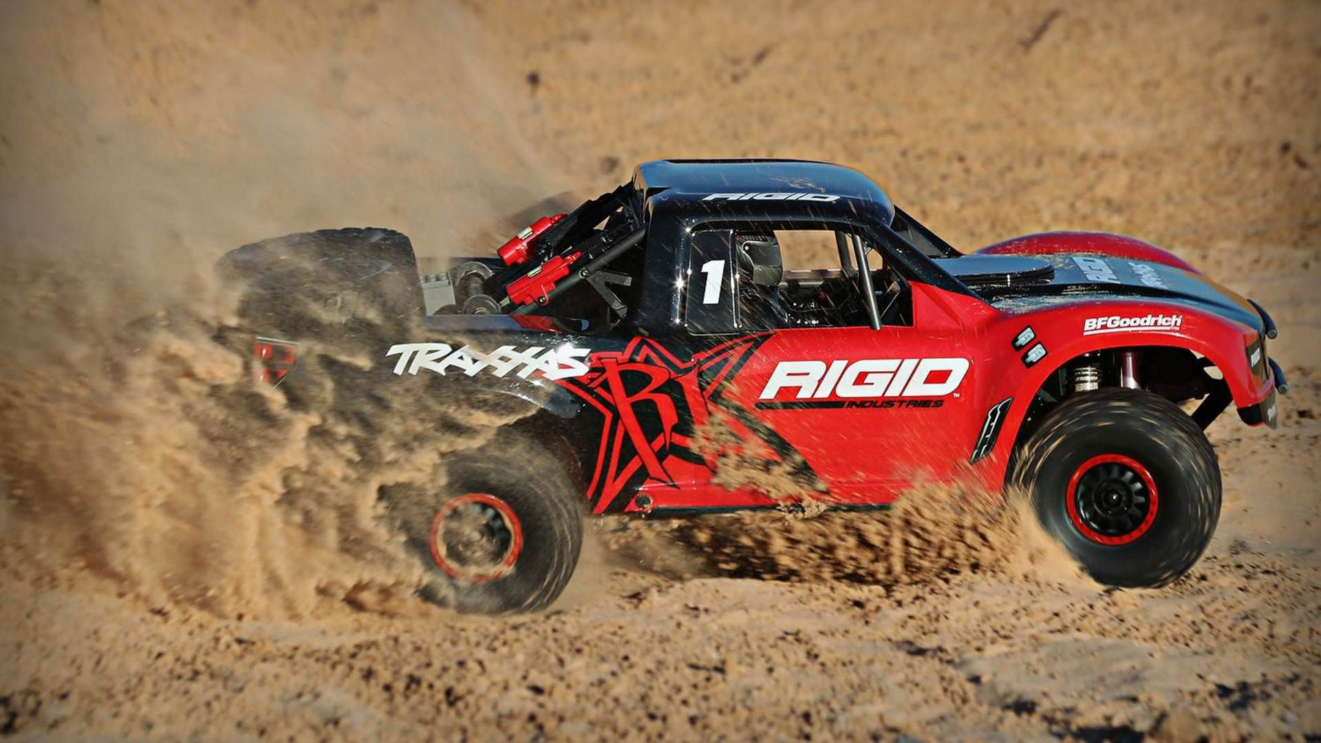 Unlimited Desert Racer Traxxas / خودروی مسابقه‌ای ترکسس