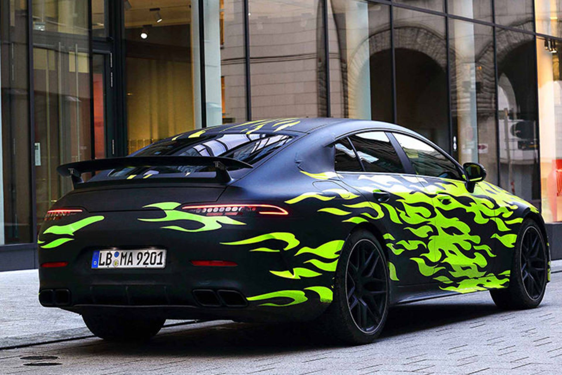 مرسدس AMG GT4