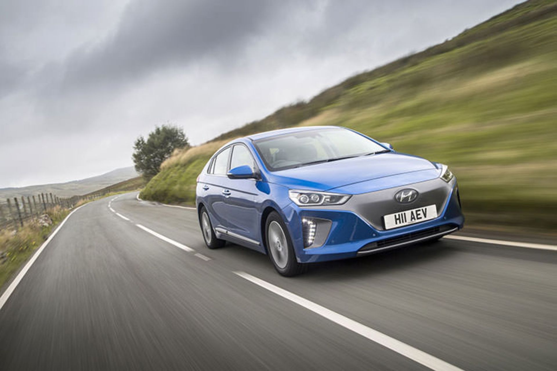 Hyundai IONIQ Electric / خودروی الکتریکی هیوندای یونیک 