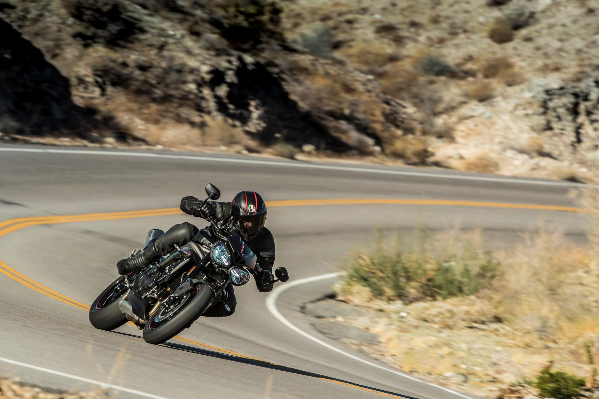 تریومف اسپید تریپل 2018 / Triumph Speed Triple S & RS